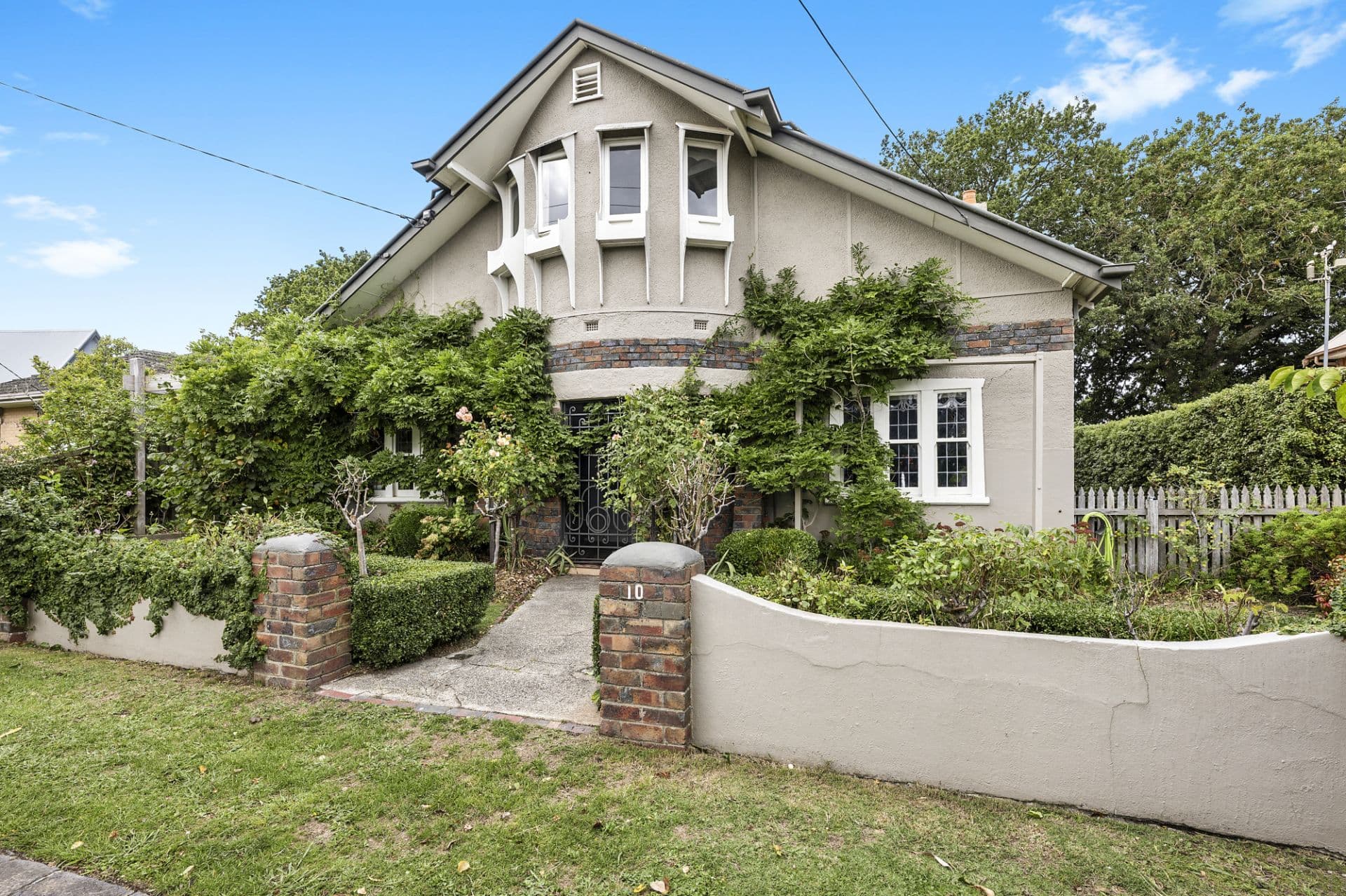 10 Tennis Street, Lake Wendouree, Lake Wendouree - Thumbnail 3
