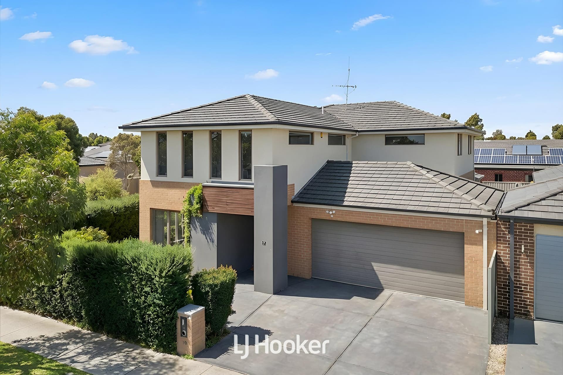 19 Mcewan Drive, Cranbourne East, Cranbourne East - Image 1