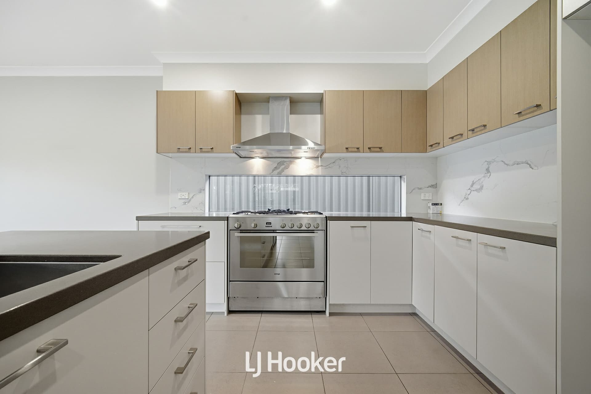 19 Mcewan Drive, Cranbourne East, Cranbourne East - Thumbnail 6