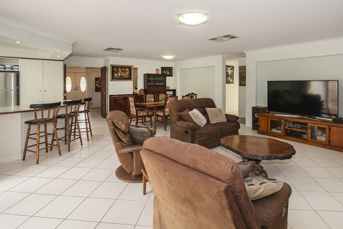 12 Pebble Drive, Geographe, Geographe - Thumbnail 6