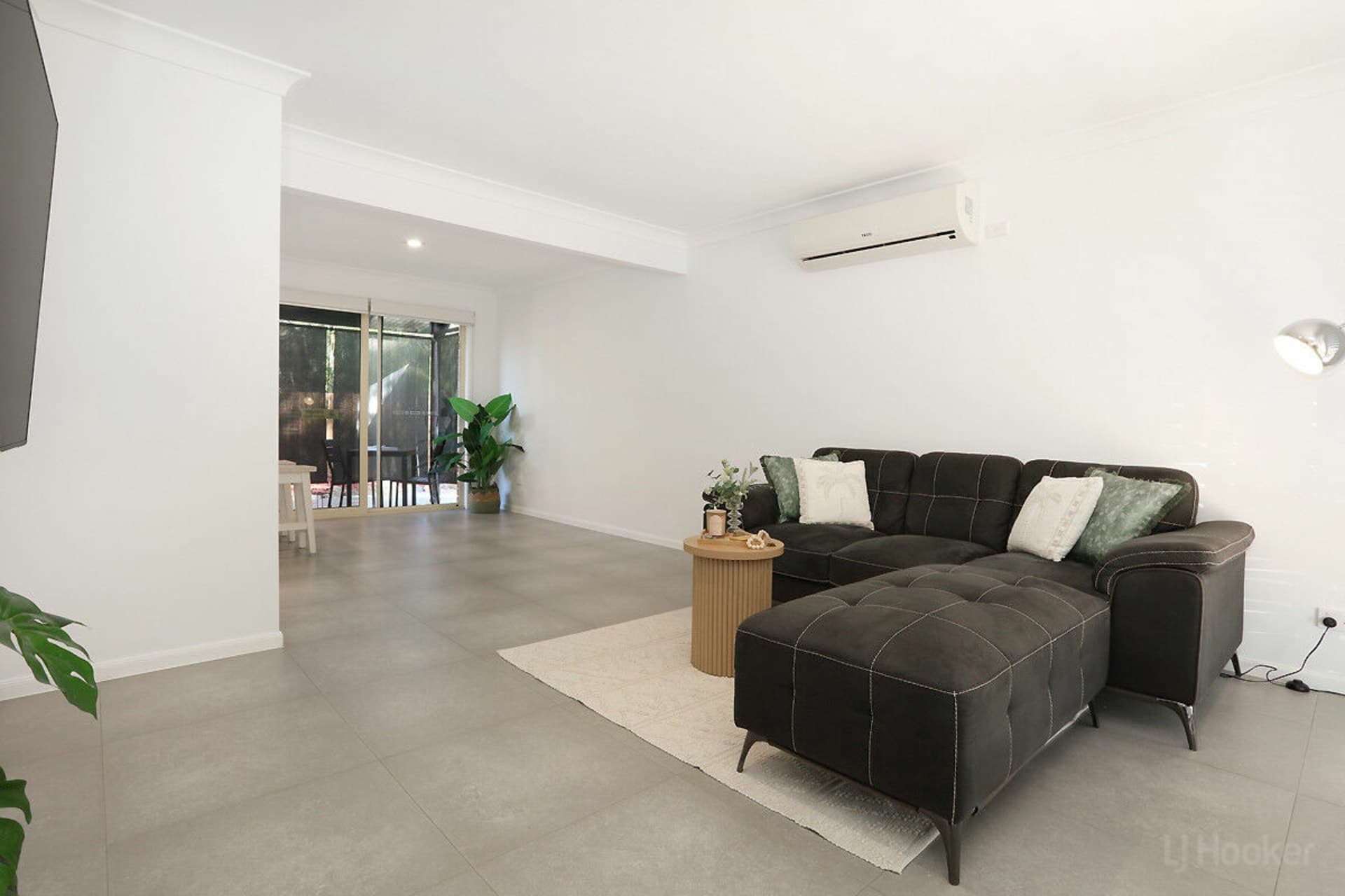 243/125 Hansford Road, Coombabah, Coombabah - Thumbnail 6