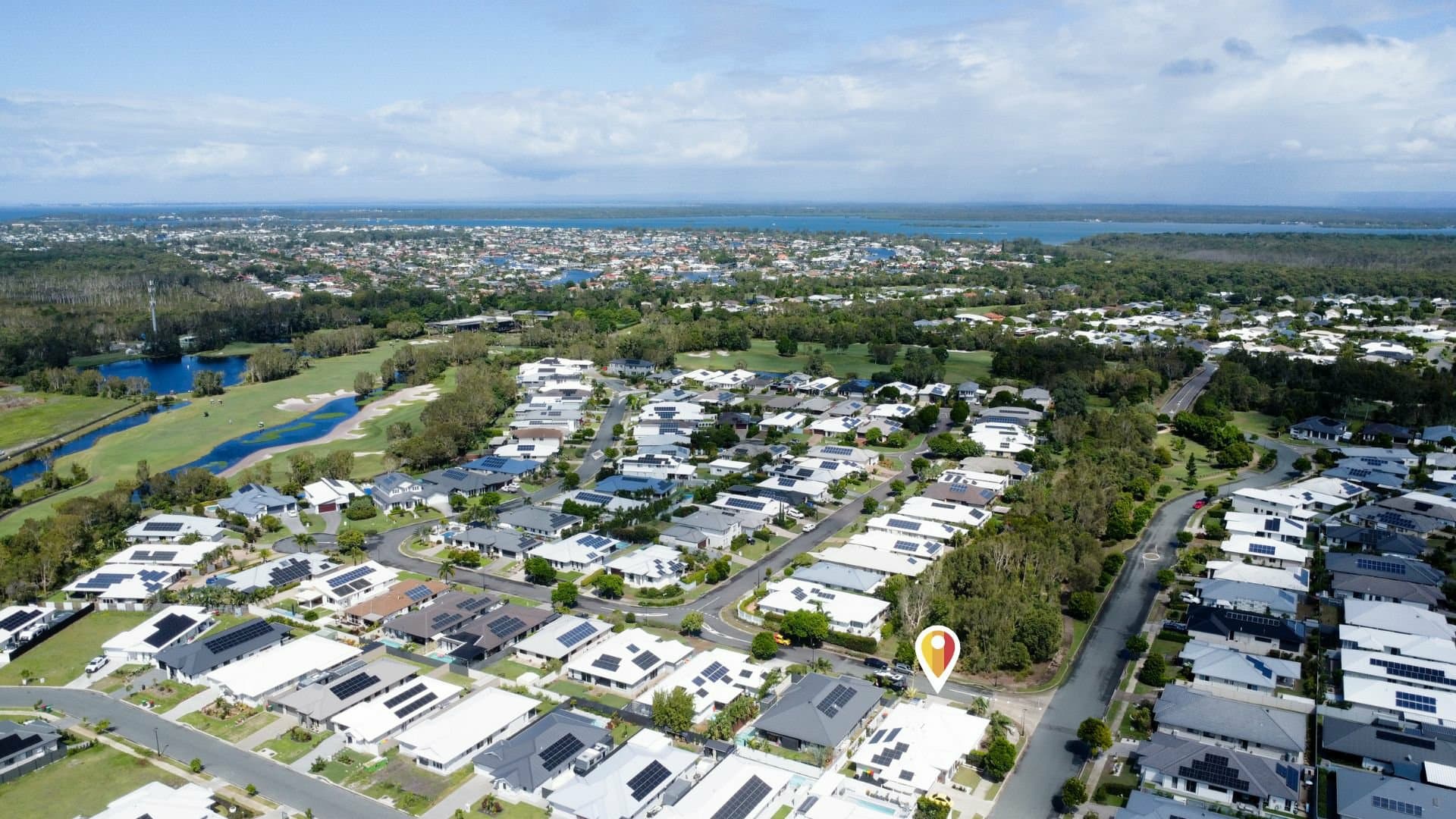 2/110 Foxtail Crescent, Banksia Beach, Banksia Beach - Thumbnail 2