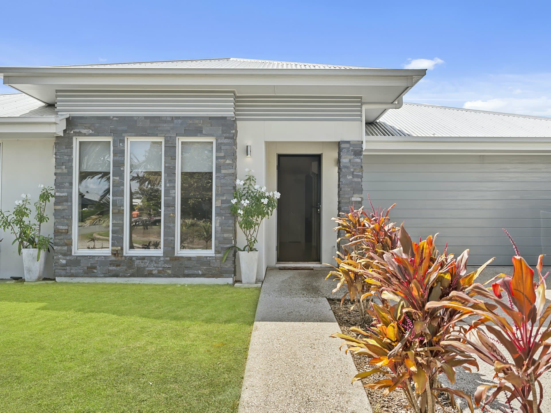 2/110 Foxtail Crescent, Banksia Beach, Banksia Beach - Thumbnail 3