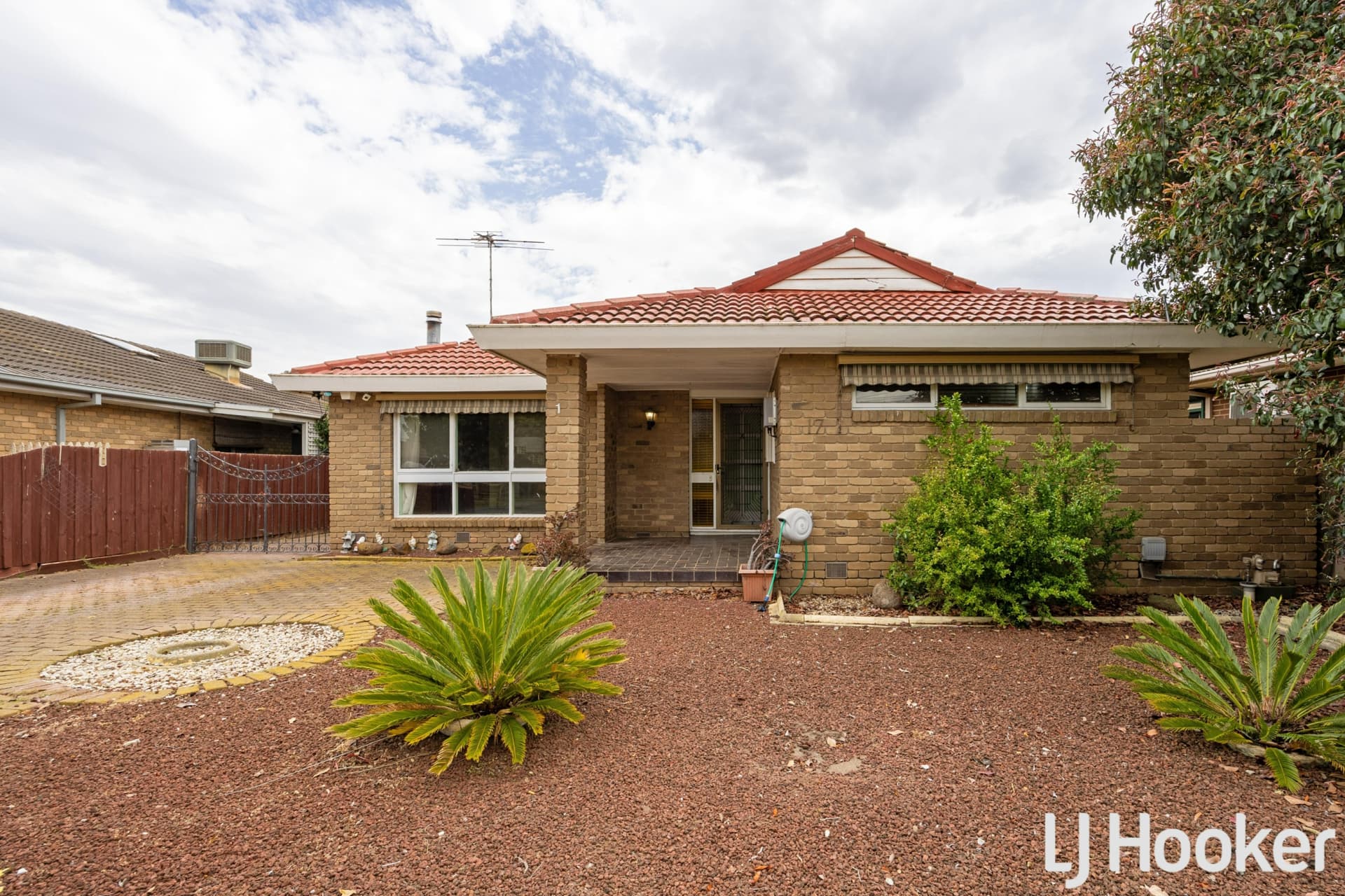 17 Clowes Street, Melton South, Melton South - Image 1