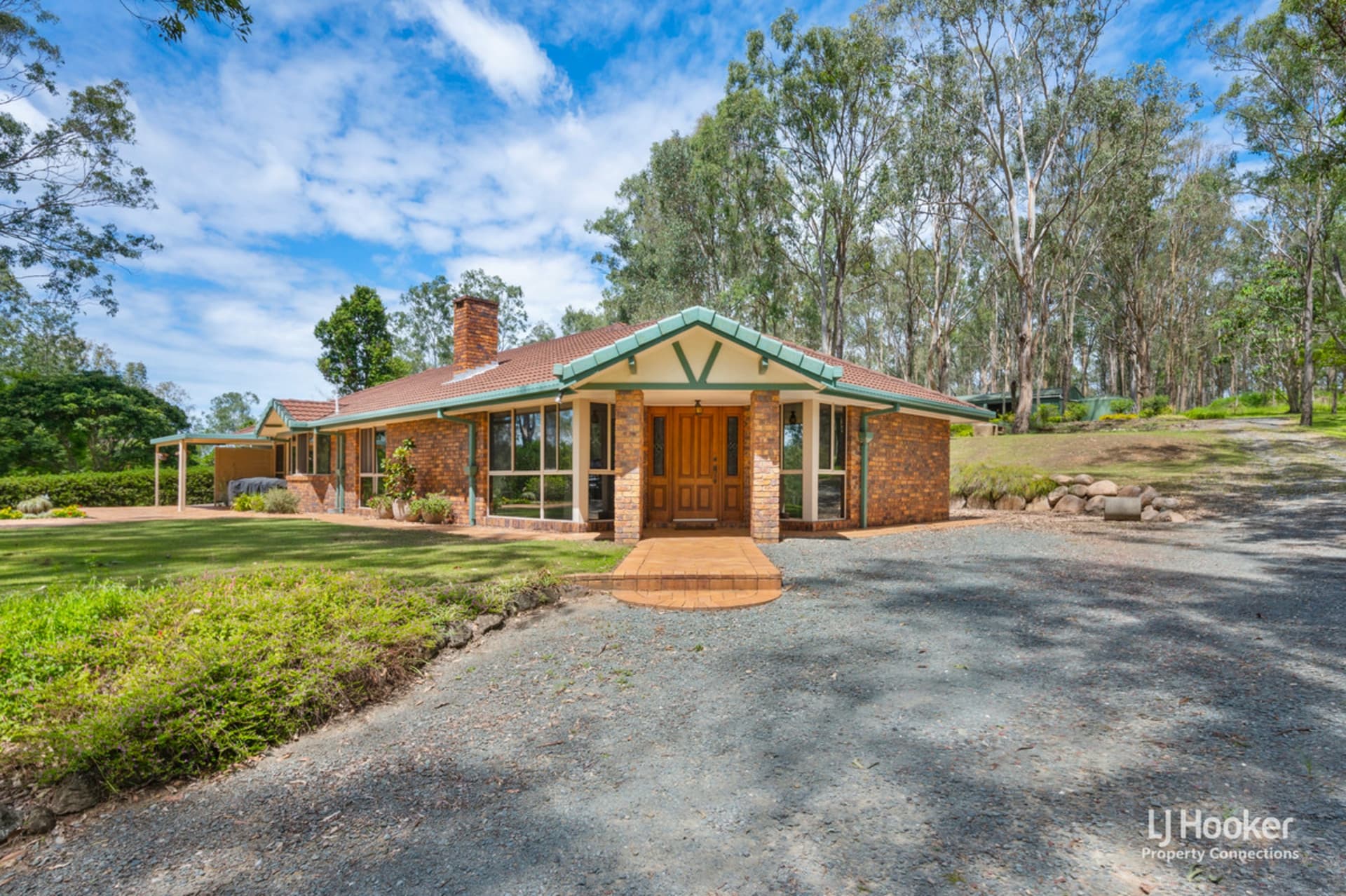 27 Whiteside Road, Whiteside, Whiteside - Thumbnail 2