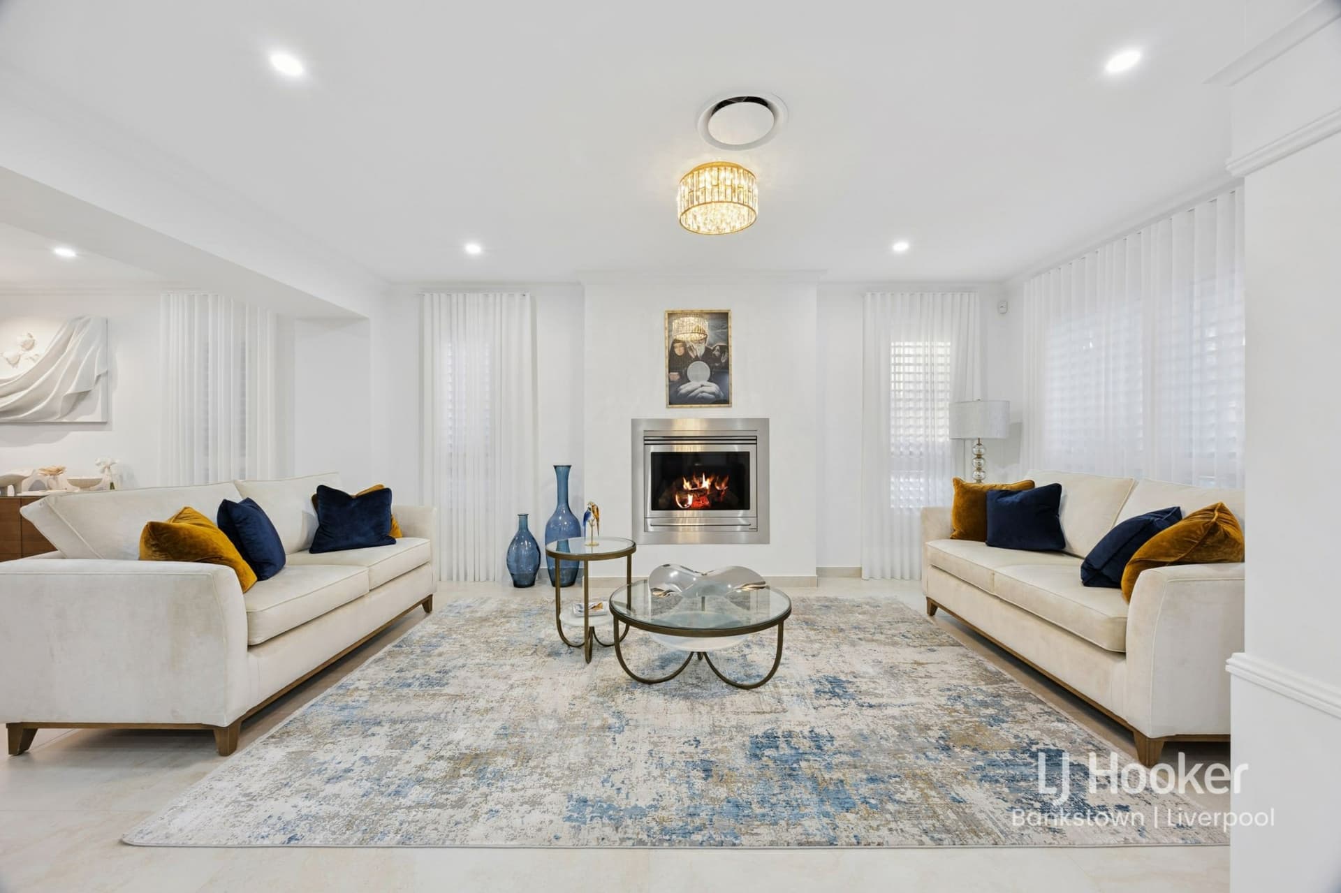 10 Elouera Crescent, Moorebank, Moorebank - Thumbnail 3