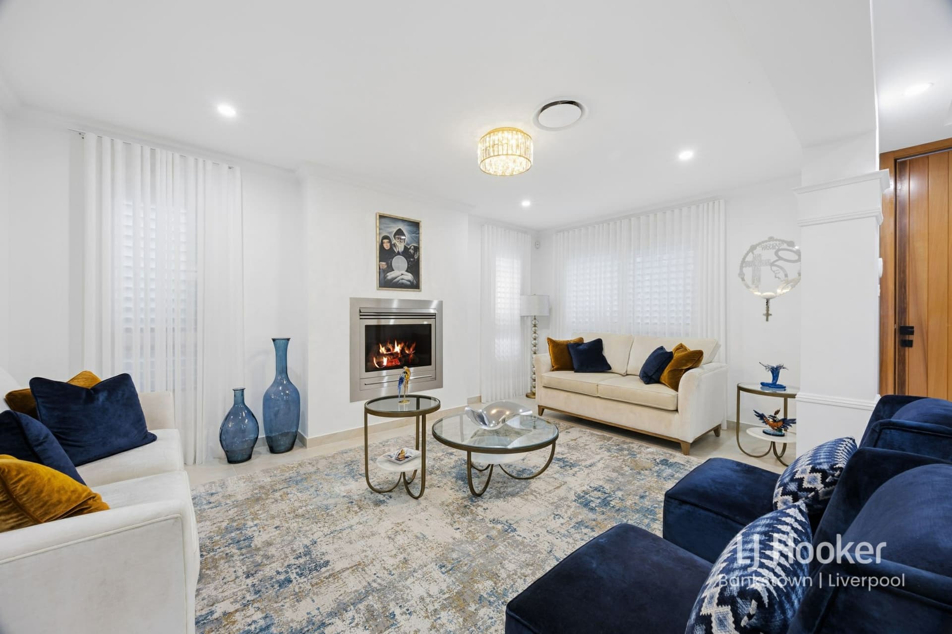 10 Elouera Crescent, Moorebank, Moorebank - Thumbnail 4