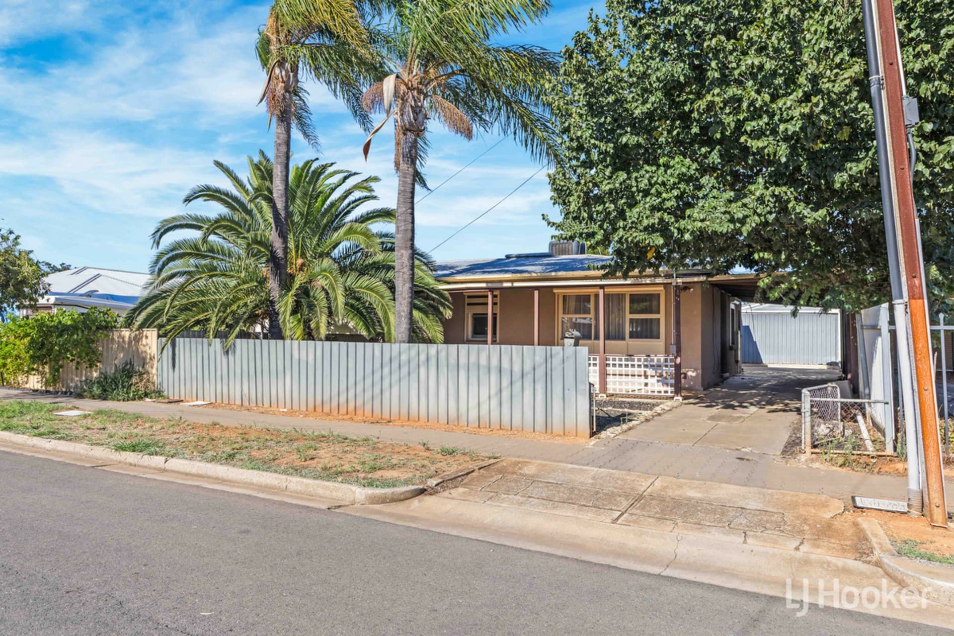 56 Mainwaring Crescent, Davoren Park, Davoren Park - Thumbnail 2