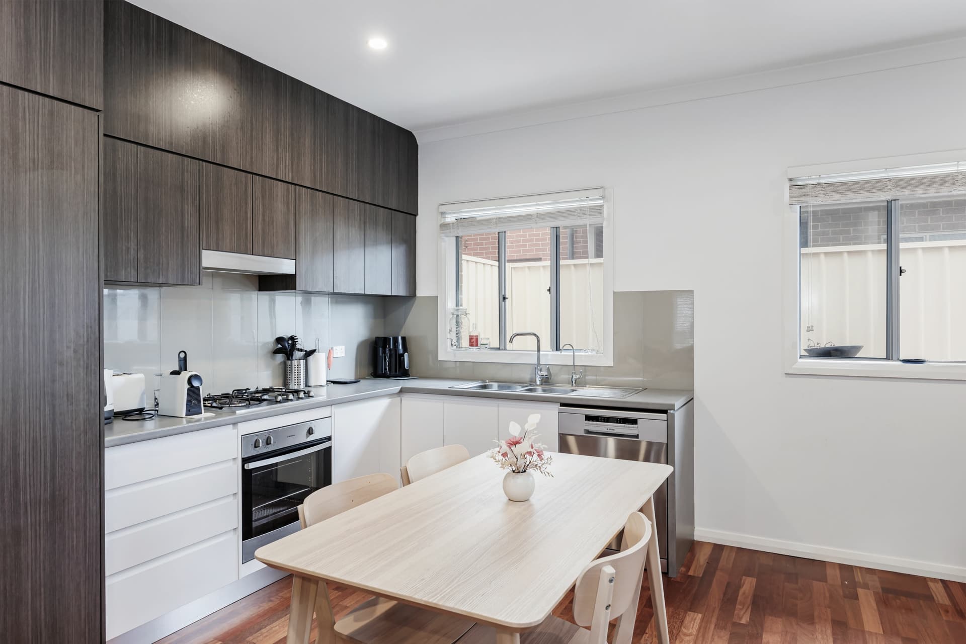 11 Lawton Crescent, Woodville West, Woodville West - Thumbnail 3