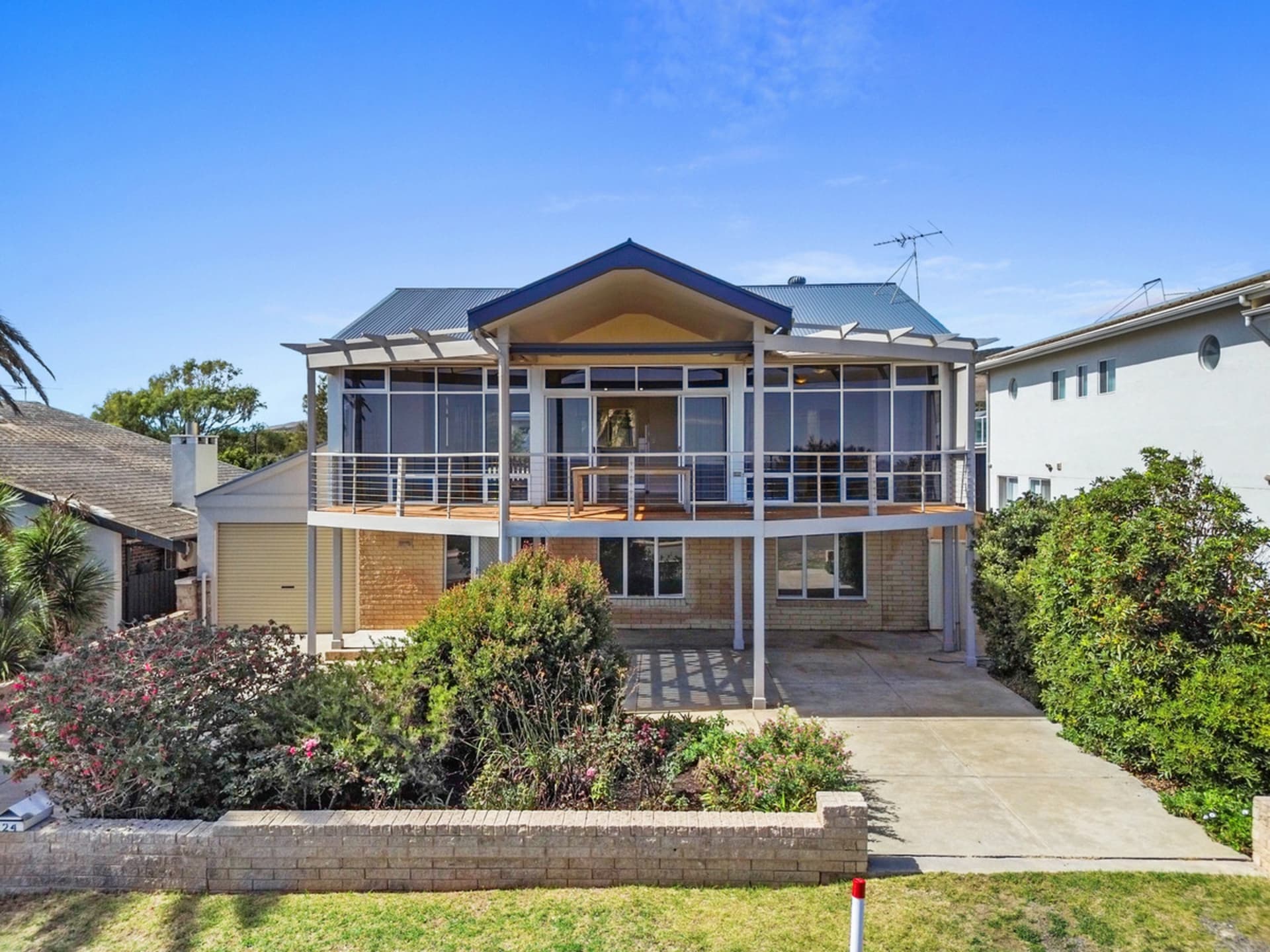 24 Esplanade, Sellicks Beach, Sellicks Beach - Thumbnail 2