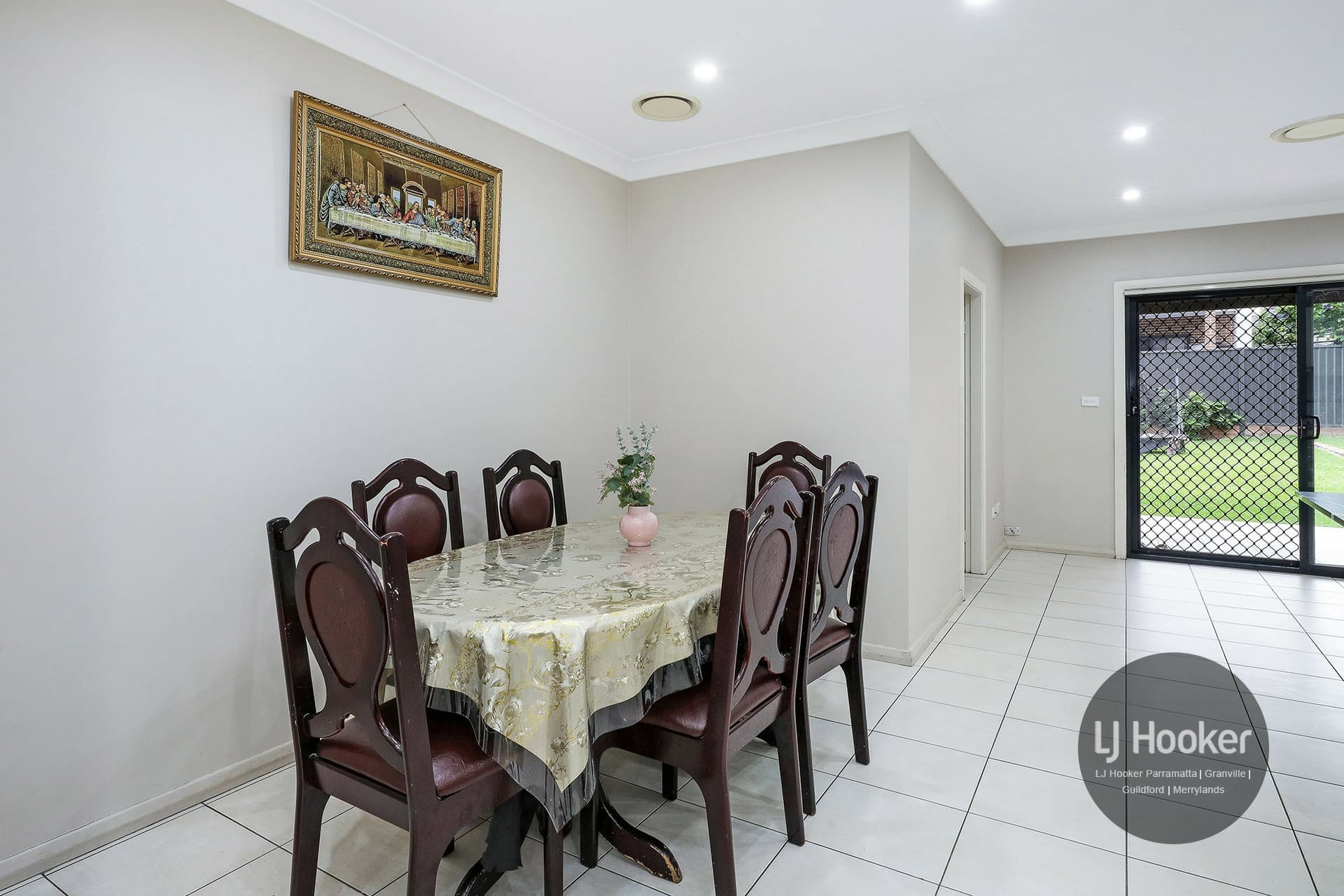 184A Hawksview Street, Guildford, Guildford - Thumbnail 3