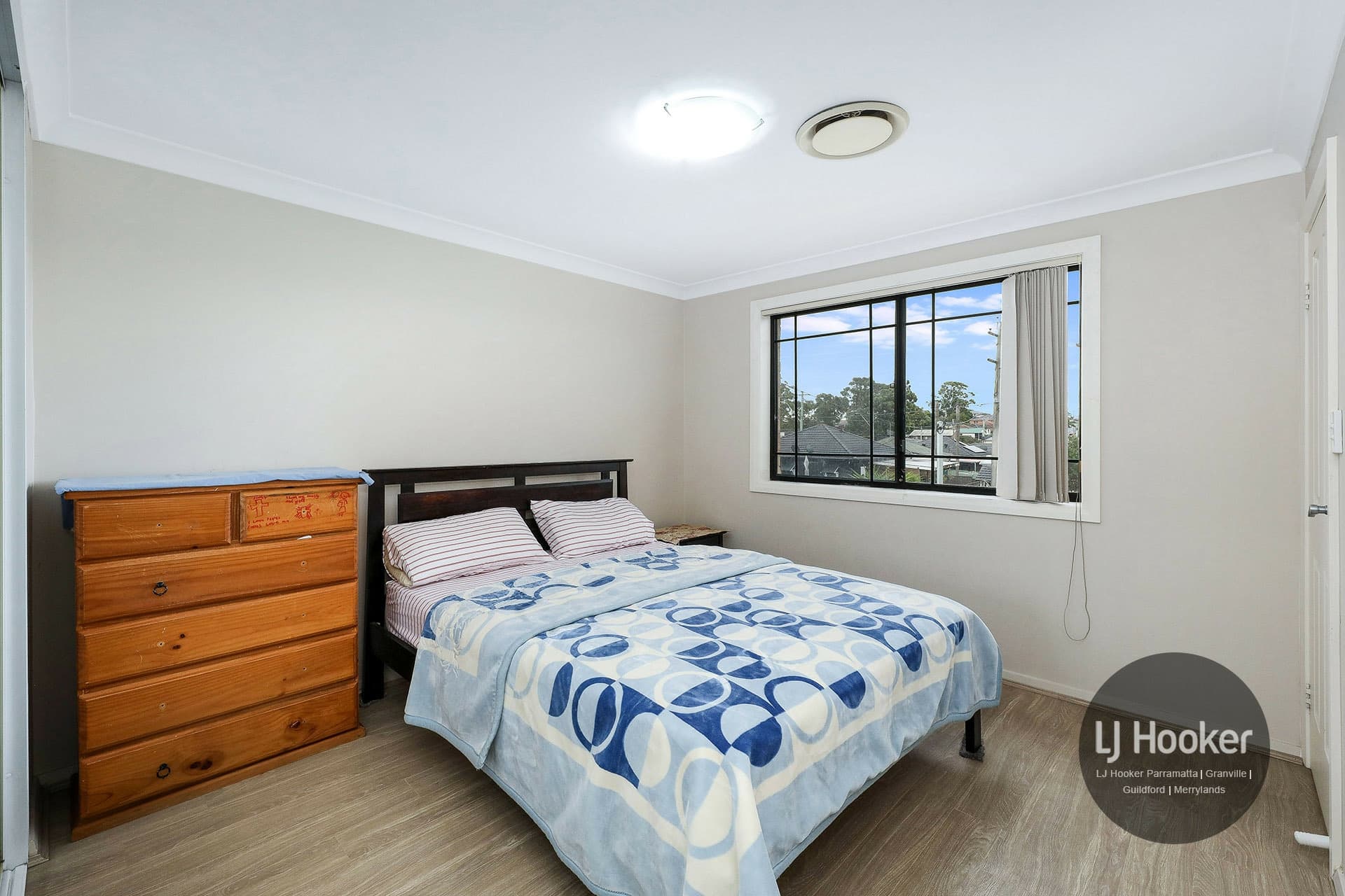 184A Hawksview Street, Guildford, Guildford - Thumbnail 6