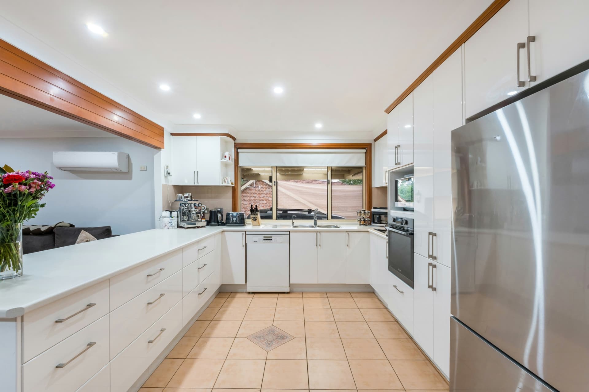 2 Amber Close, Bossley Park, Bossley Park - Thumbnail 5