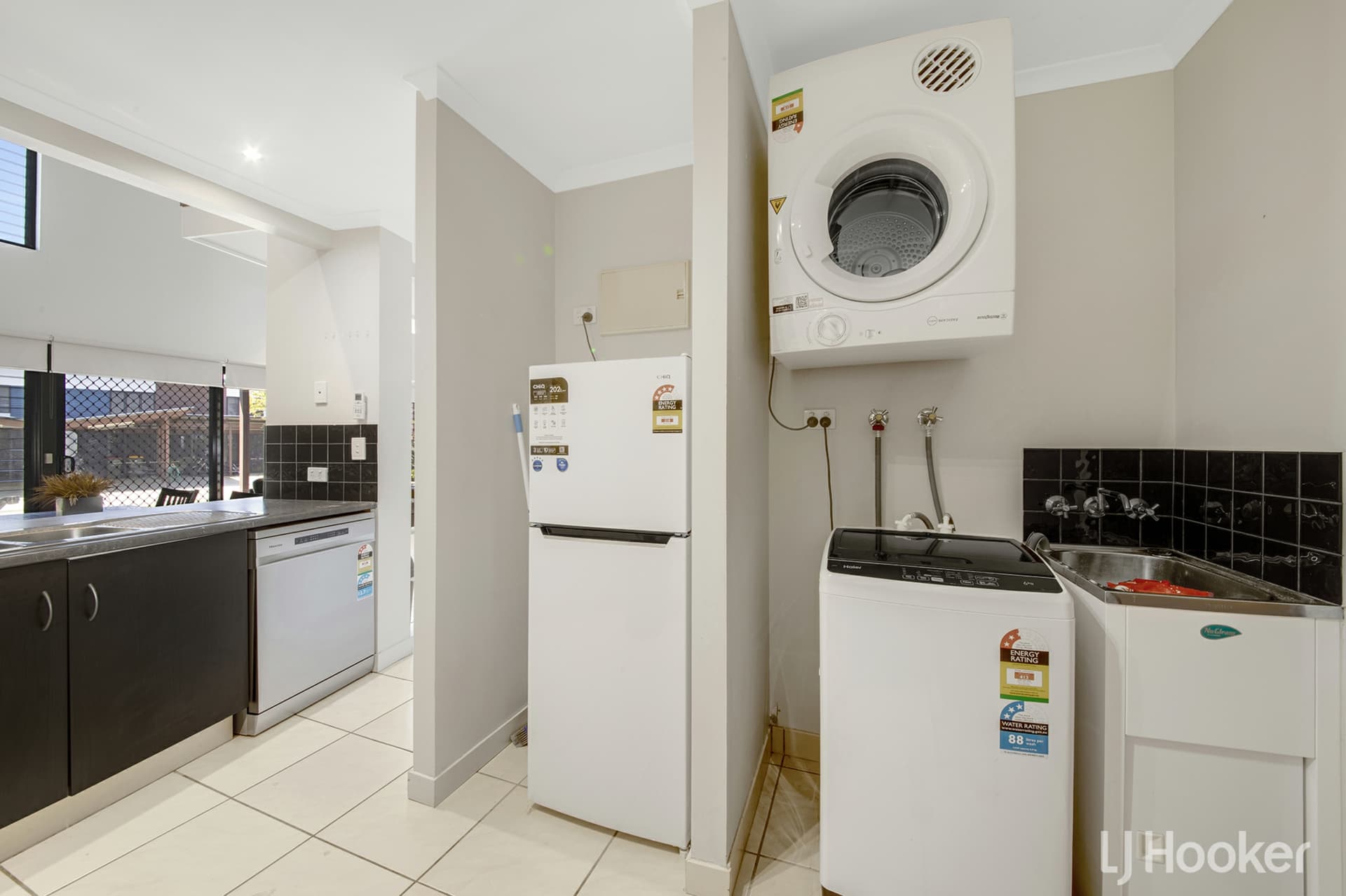 3/34 Marten Street, South Gladstone, South Gladstone - Thumbnail 8