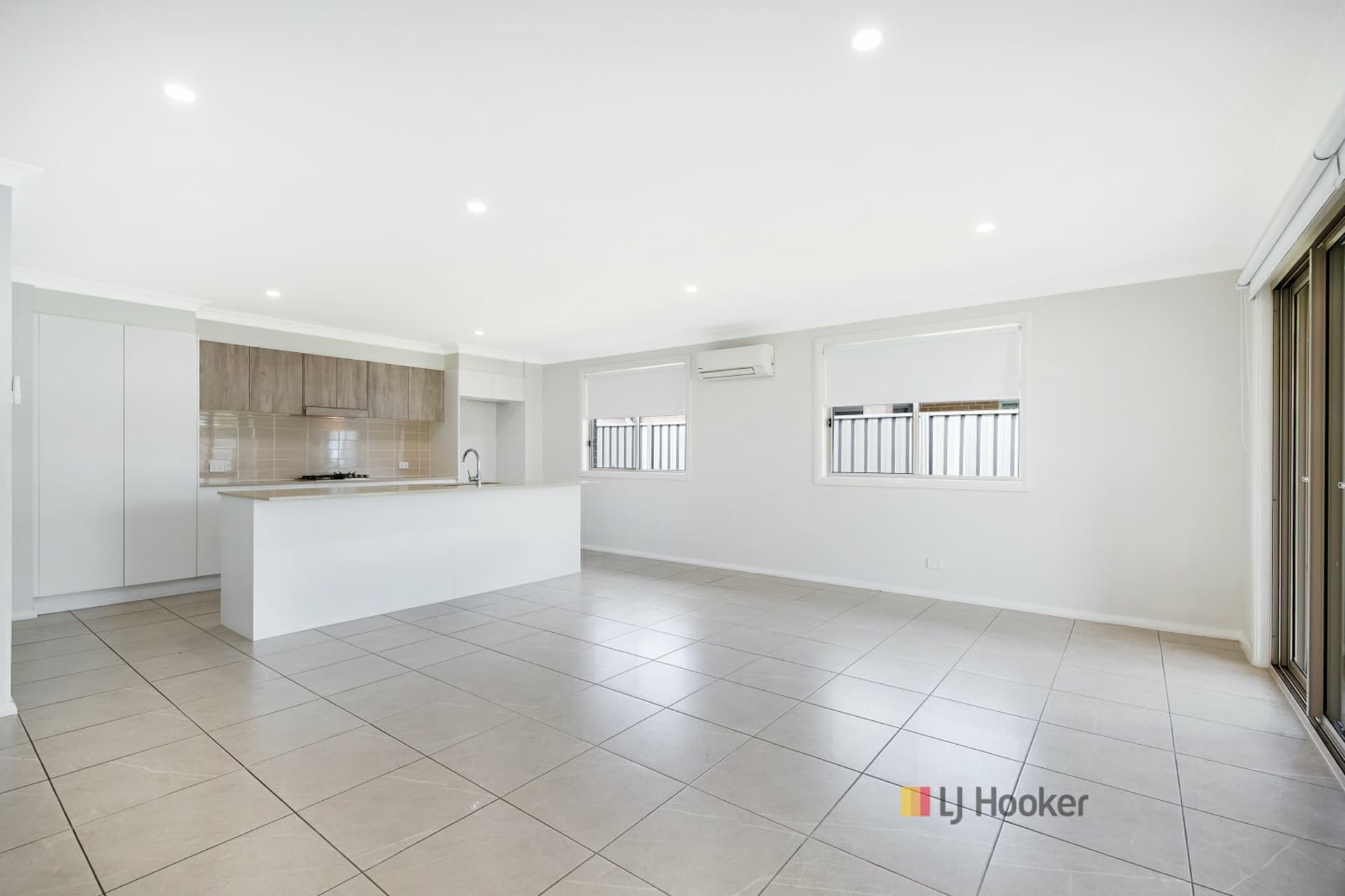 5 Bateup Drive, Hamlyn Terrace, Hamlyn Terrace - Thumbnail 2
