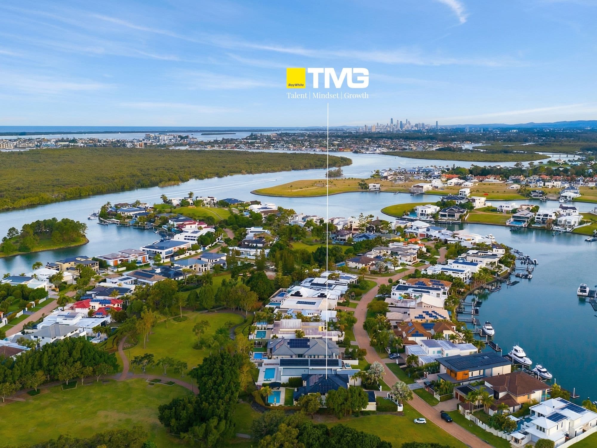 2015 The Circle, Sanctuary Cove QLD 4212, Sanctuary Cove - Thumbnail 2