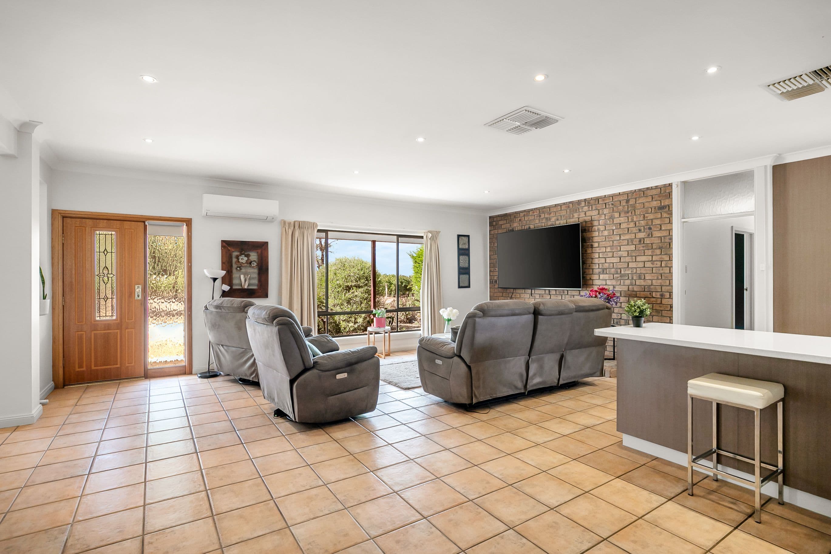 129 Evans Road, Barmera SA 5345, Barmera - Thumbnail 6