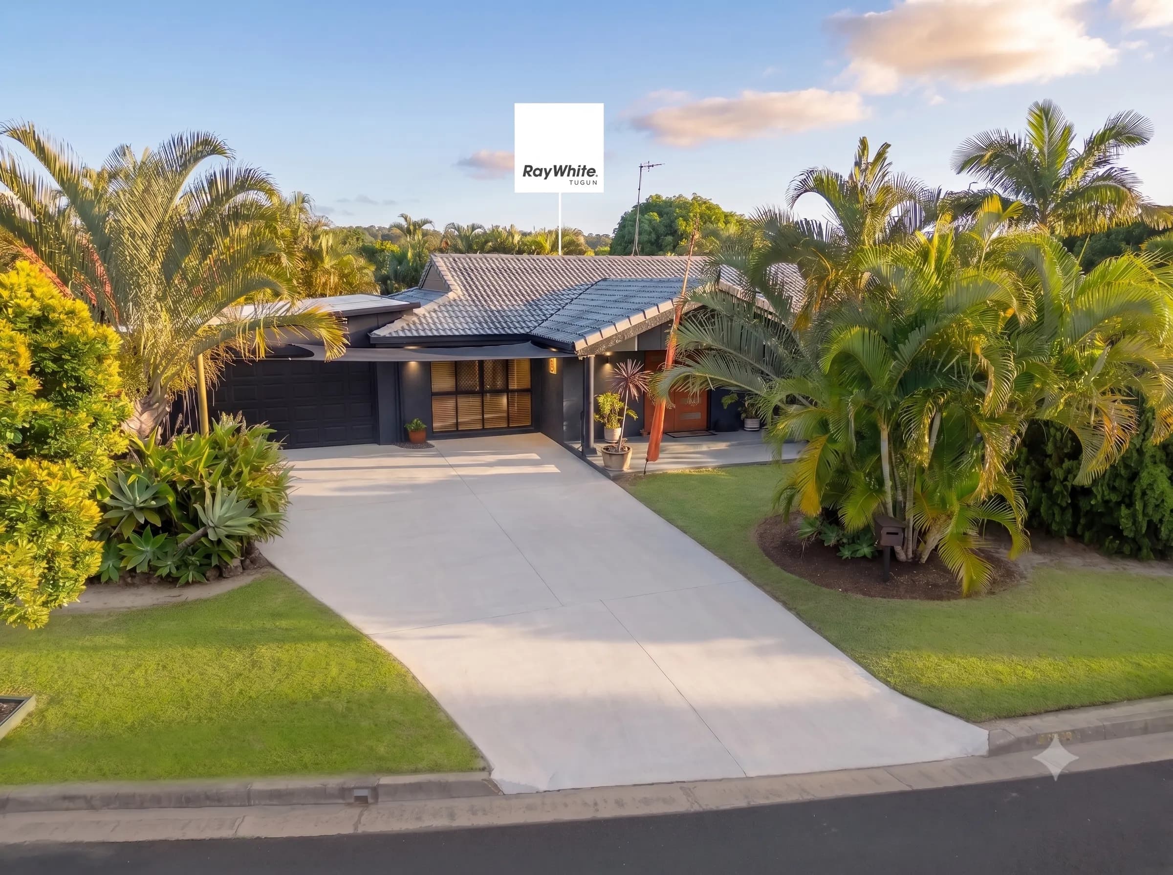 11 Hopbush Street, Palm Beach QLD 4221, Palm Beach - Image 1