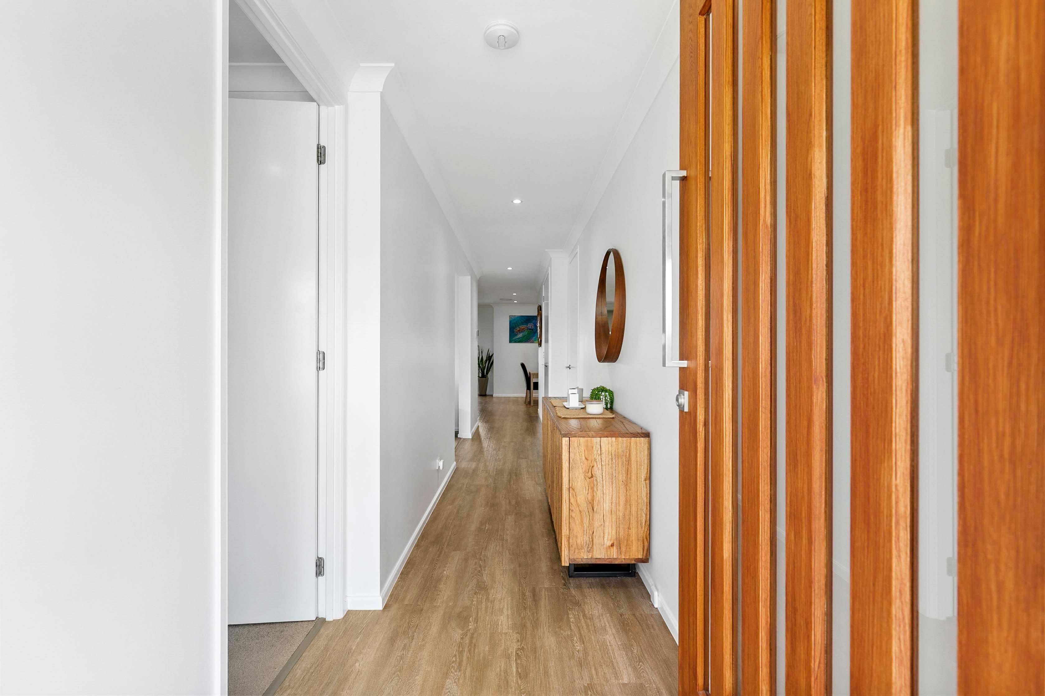 122A Bideford Street, Torquay QLD 4655, Torquay - Thumbnail 2