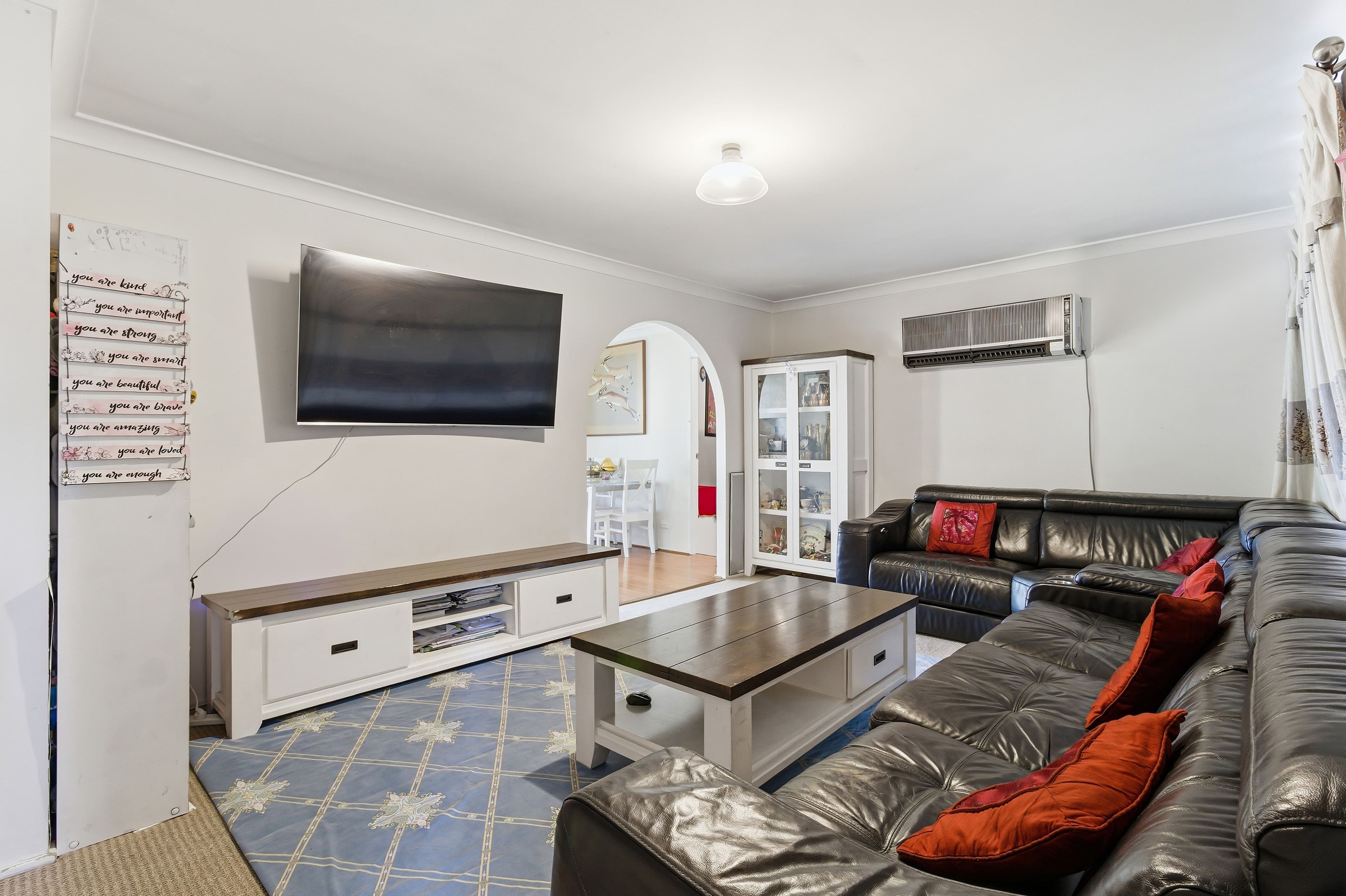 87 Warrimoo Drive, Quakers Hill NSW 2763, Quakers Hill - Thumbnail 2