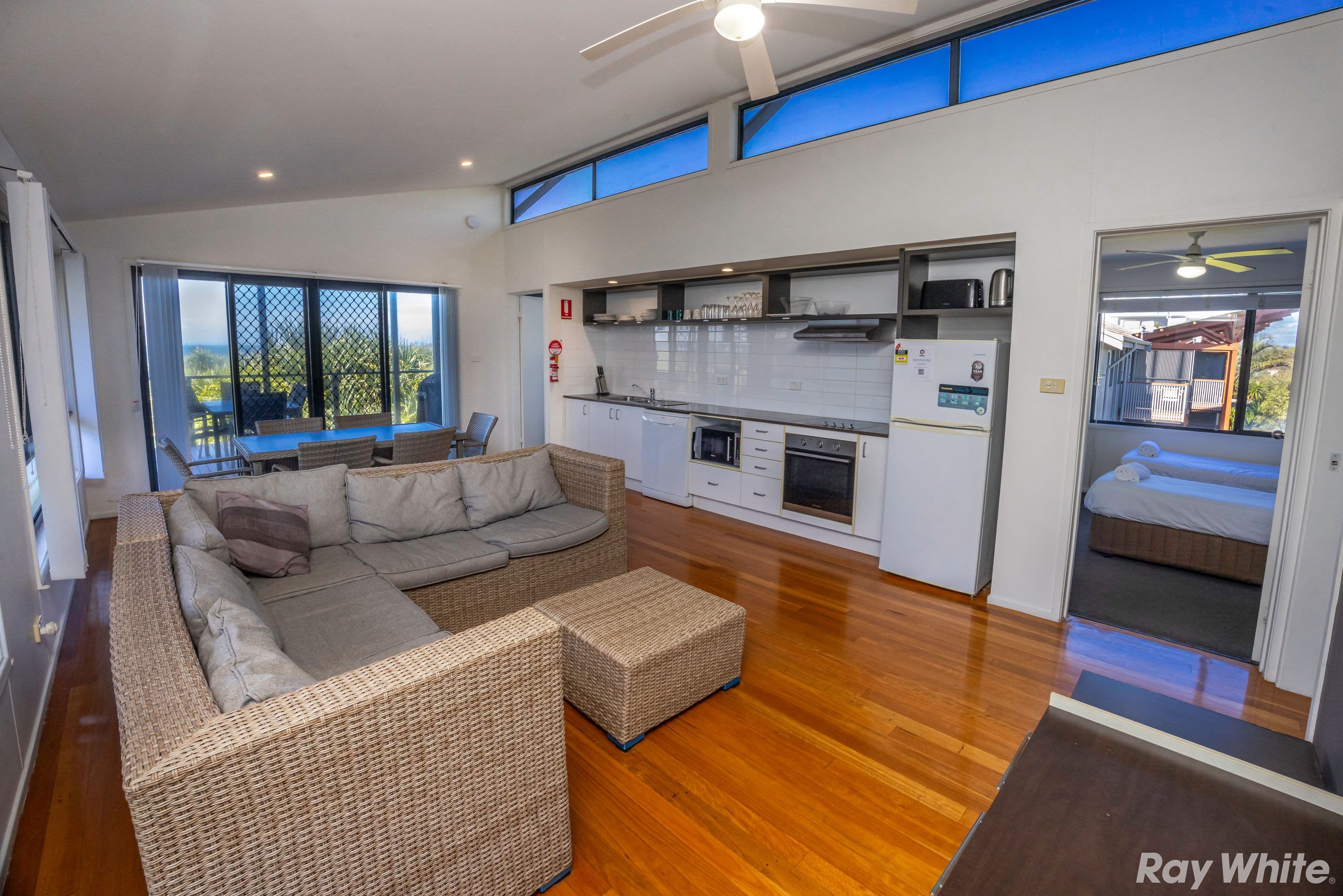 24 Whales Parade, Diamond Beach NSW 2430, Diamond Beach - Thumbnail 5