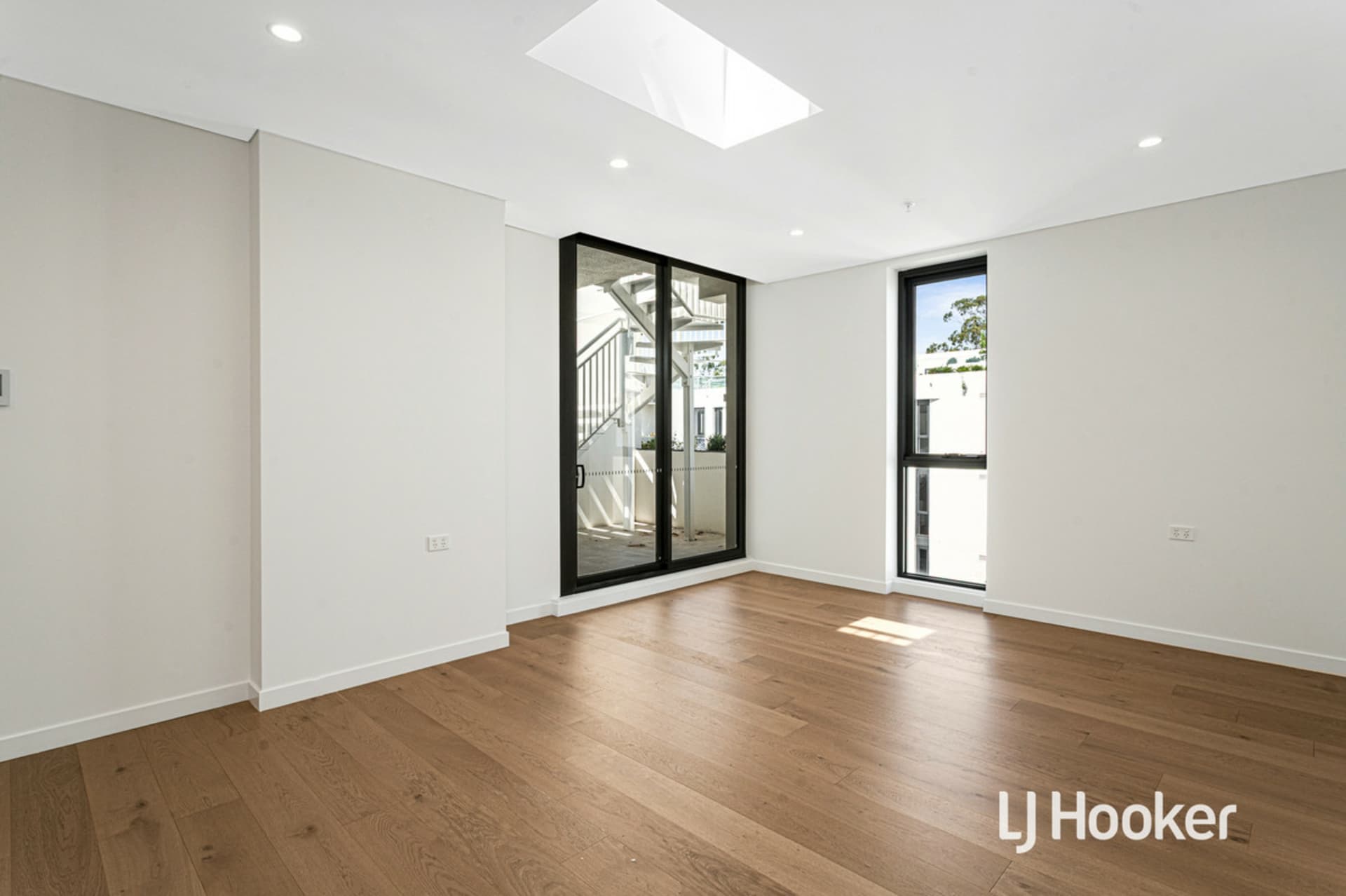 3076/4 Eustace Street, Rouse Hill, Rouse Hill - Thumbnail 4
