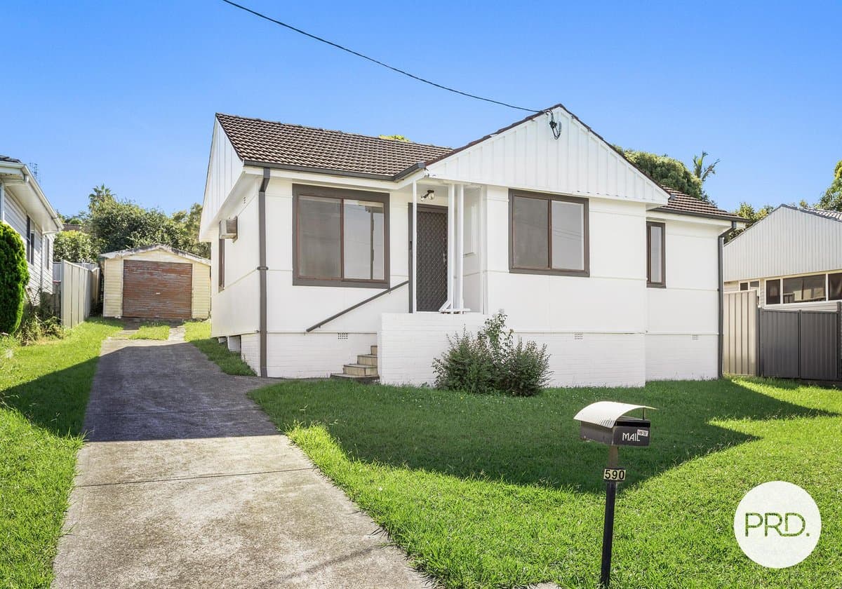 590 Northcliffe Drive, BERKELEY NSW 2506, Berkeley - Image 1