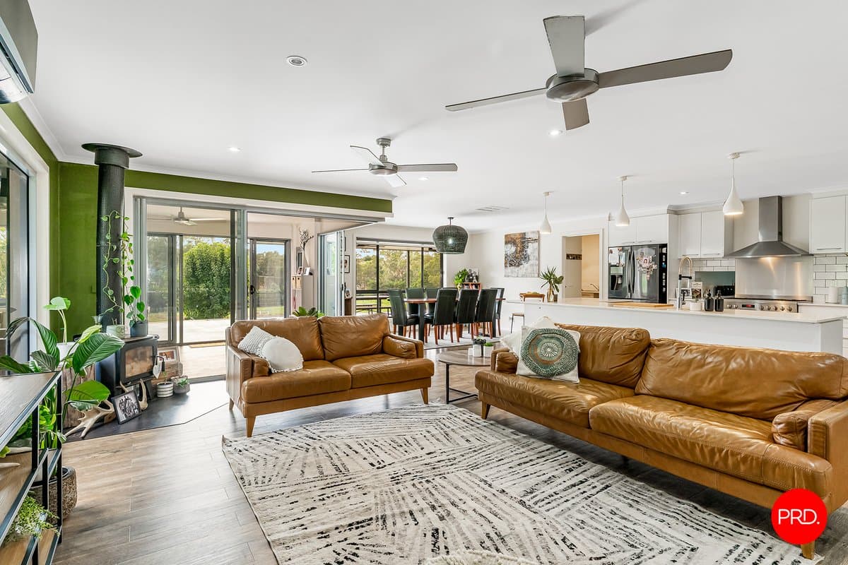 135 McIvor Highway, AXEDALE VIC 3551, Axedale - Thumbnail 4