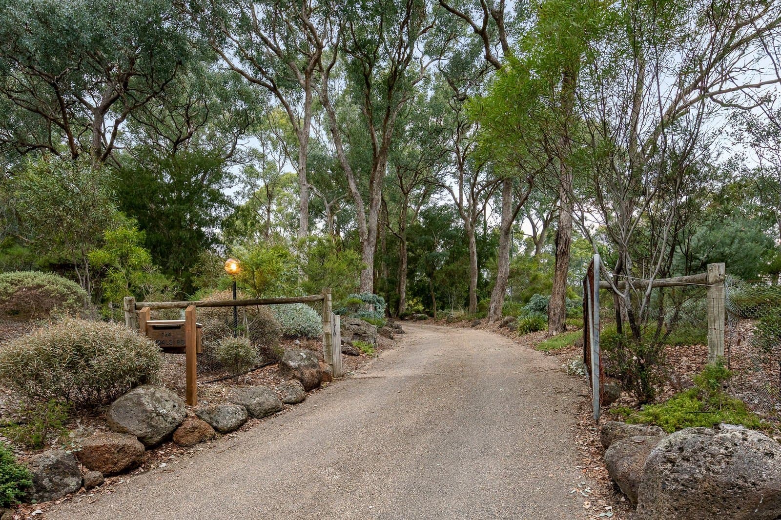 174-176 Tindals Road, Park Orchards - Thumbnail 3