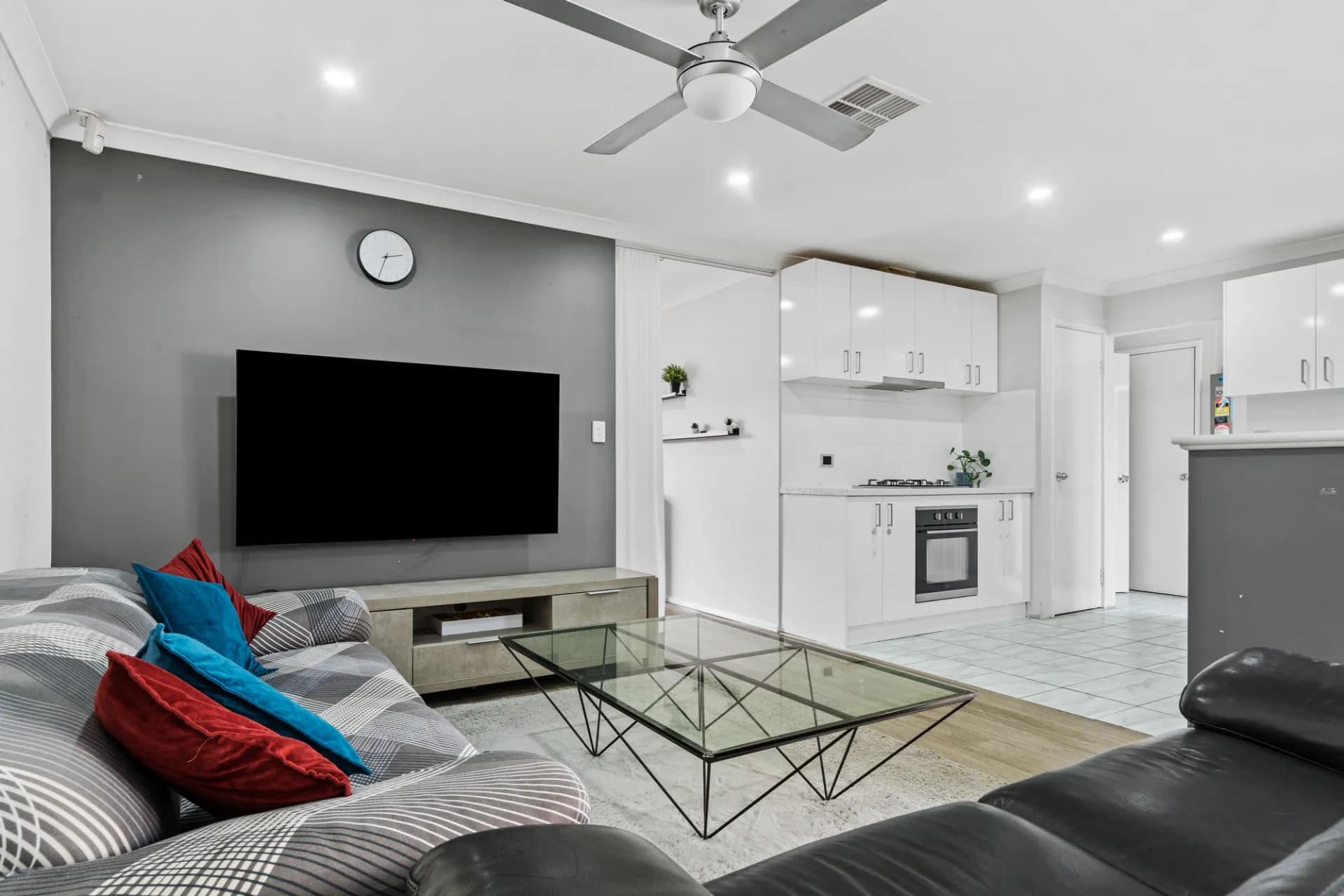 15/79-81 George Way, Cannington, WA, Cannington - Thumbnail 3