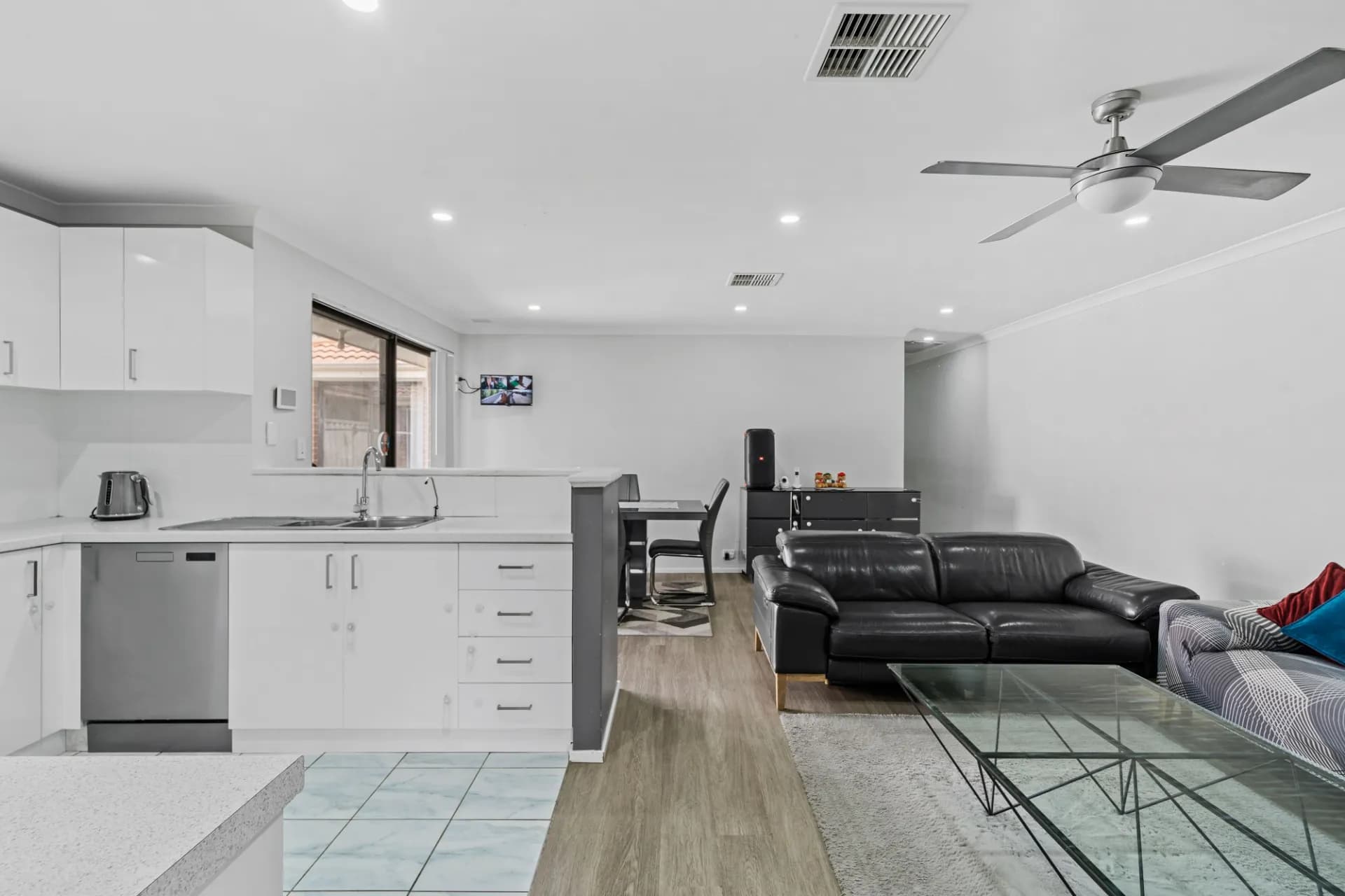 15/79-81 George Way, Cannington, WA, Cannington - Thumbnail 8