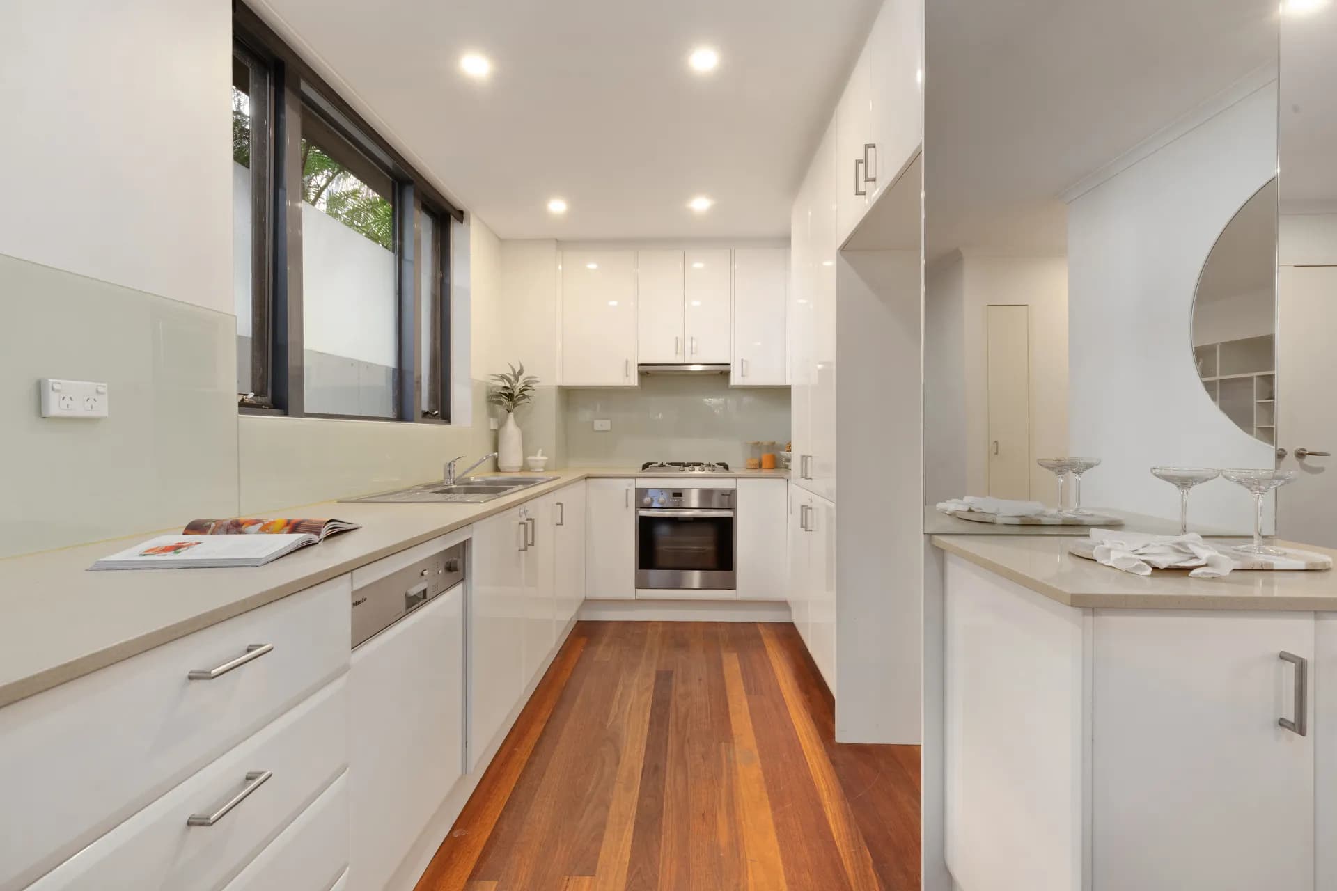 1/5 Darley Street East, Mona Vale, NSW, Mona Vale - Thumbnail 3