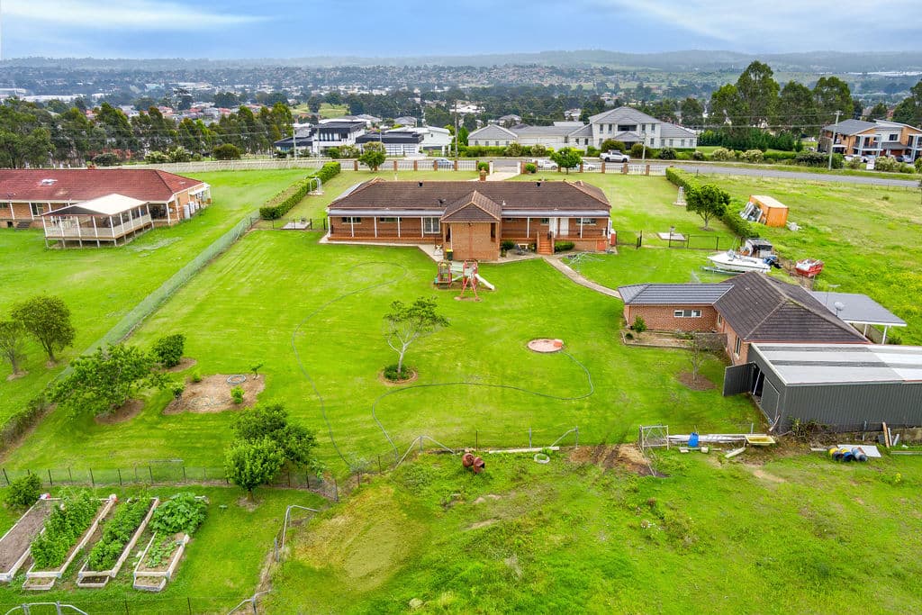 121 Eagleview Road, Minto, NSW, 2566, Minto - Thumbnail 3