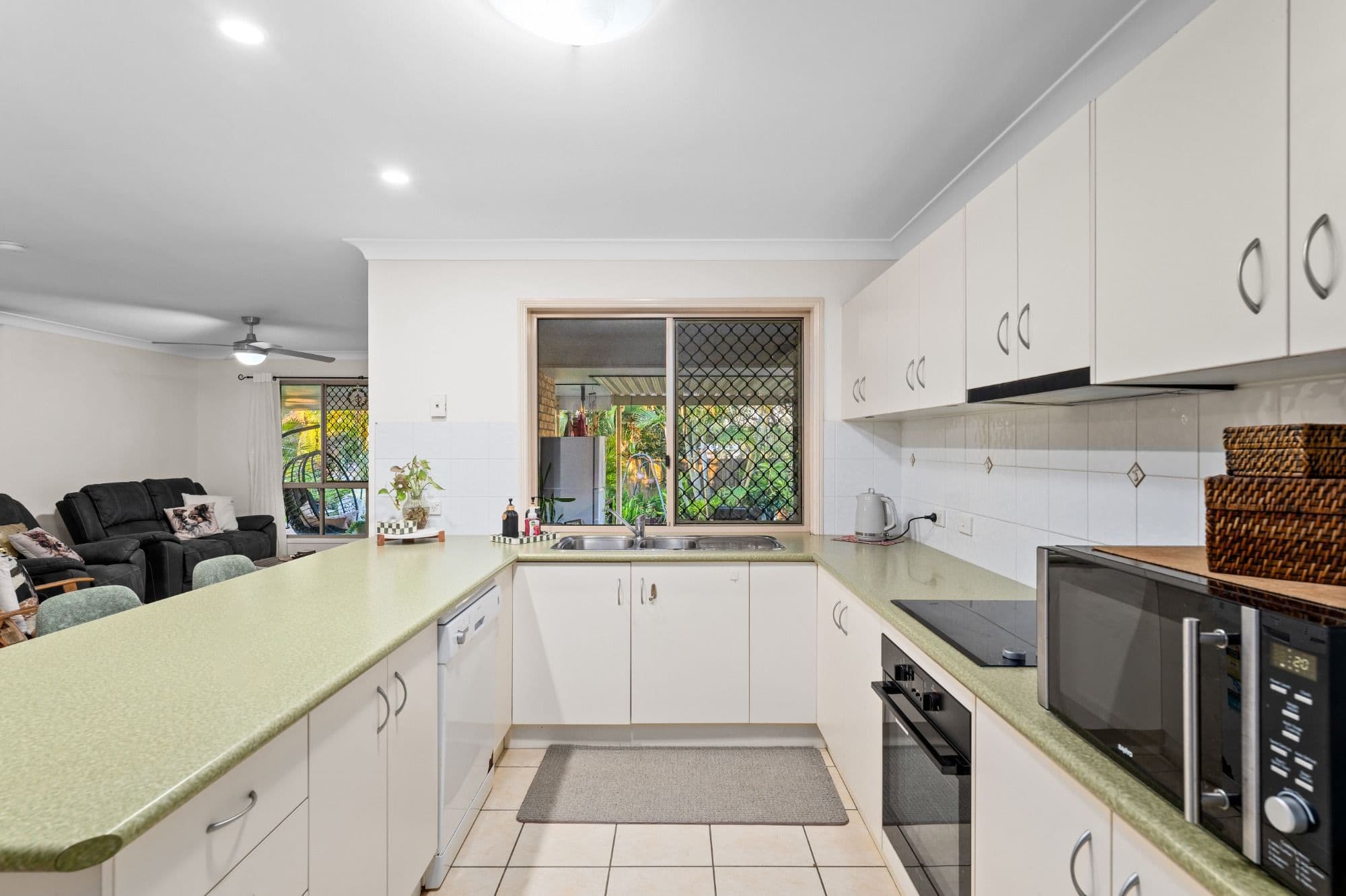 24 Alpita Street, Kuraby QLD 4112, Kuraby - Thumbnail 4