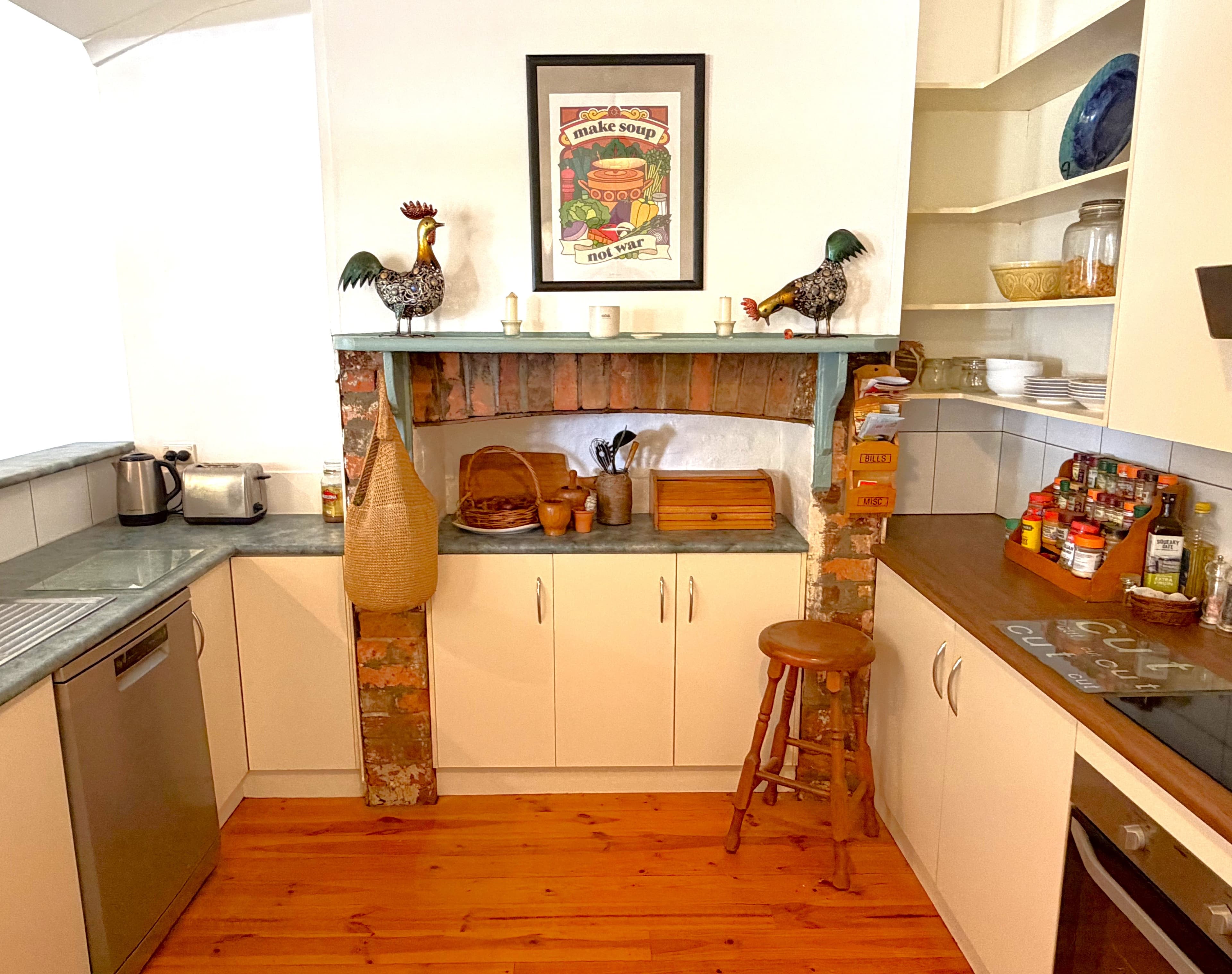 98 Russell Street, Deniliquin NSW 2710, Deniliquin - Thumbnail 4