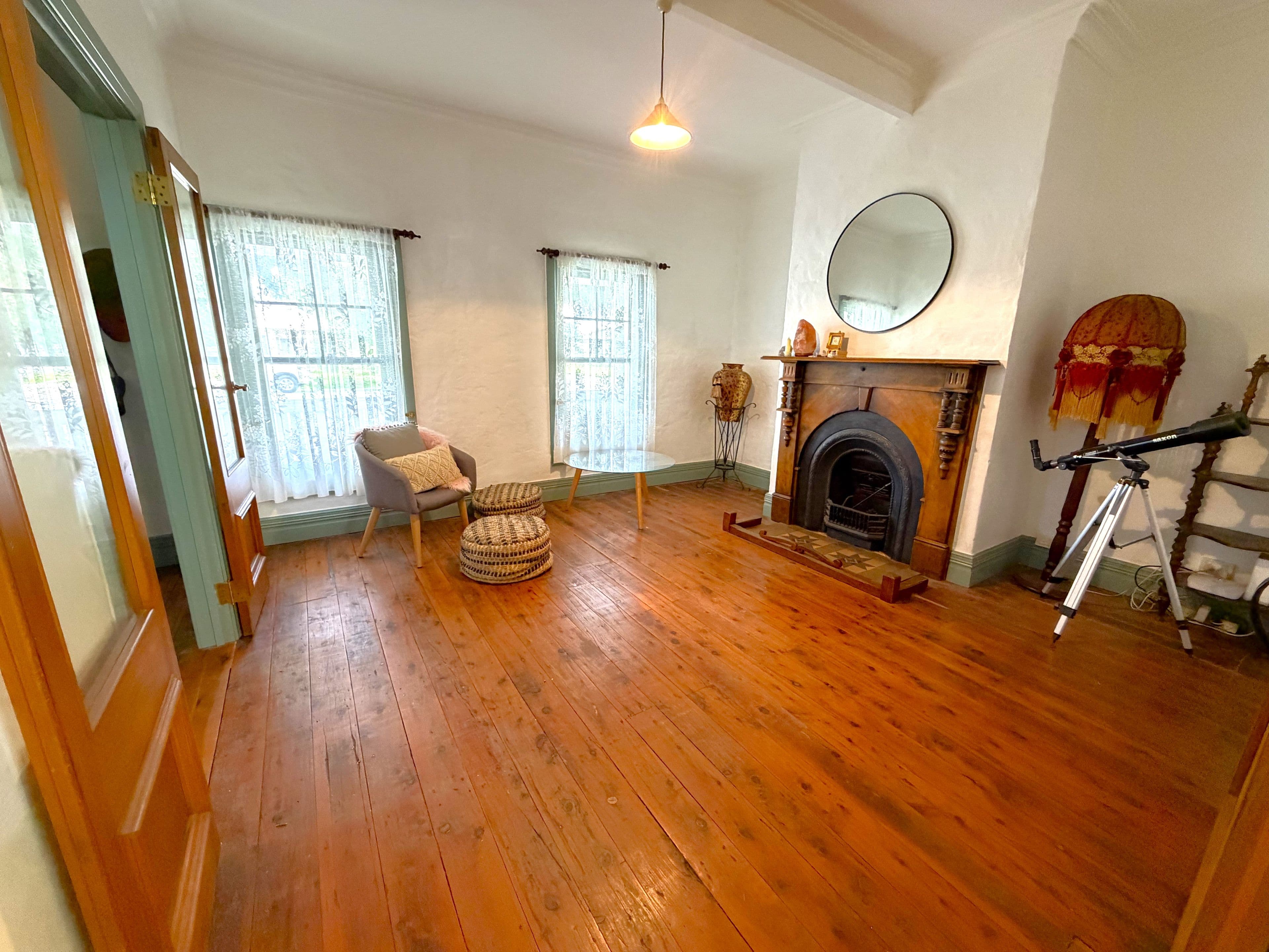 98 Russell Street, Deniliquin NSW 2710, Deniliquin - Thumbnail 5