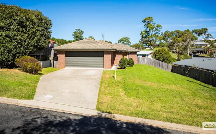 24  Howard Avenue, Bega, NSW, 2550, Bega - Thumbnail 2