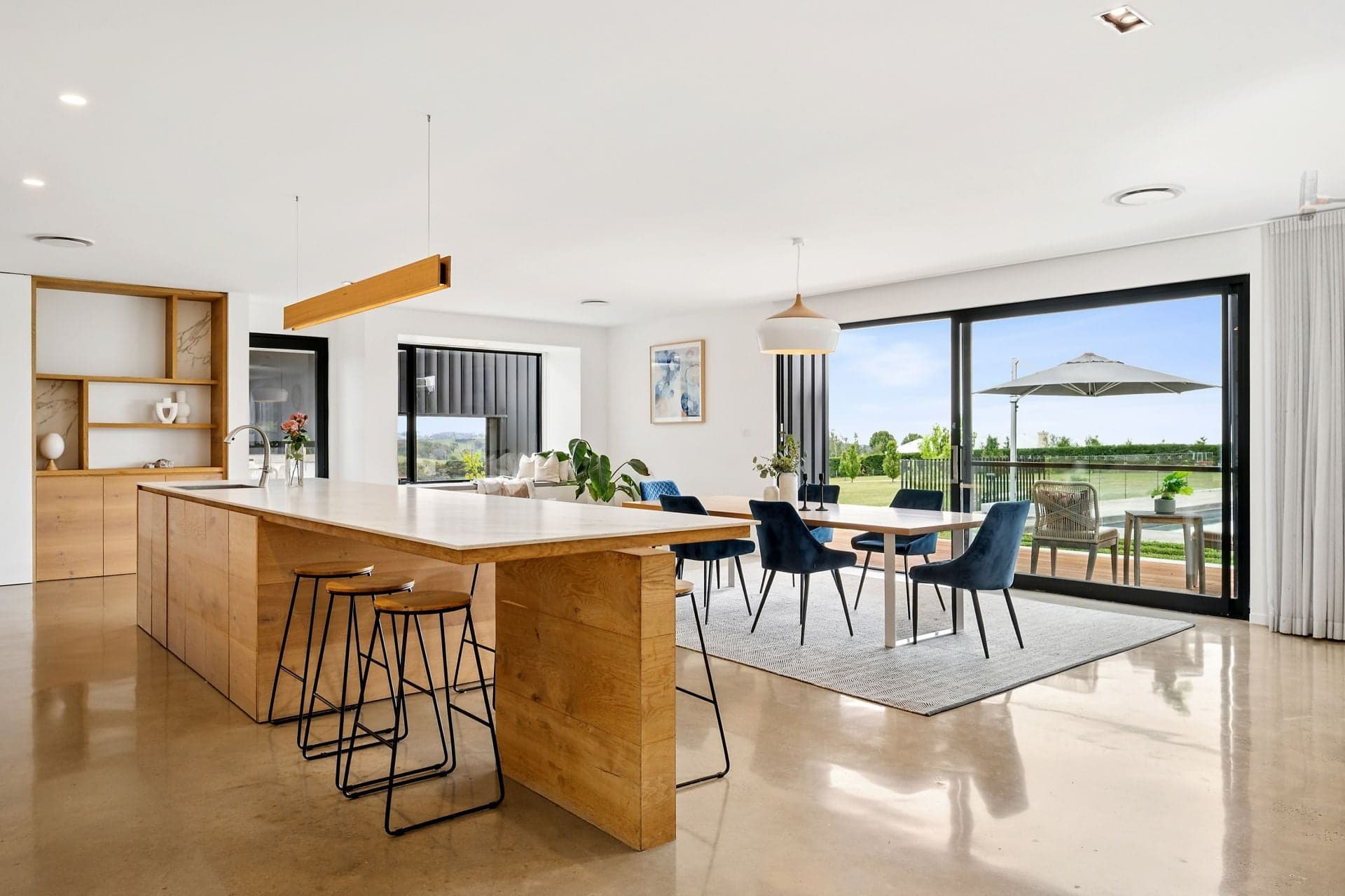 43 Dean Drive Orange NSW, Orange - Thumbnail 2