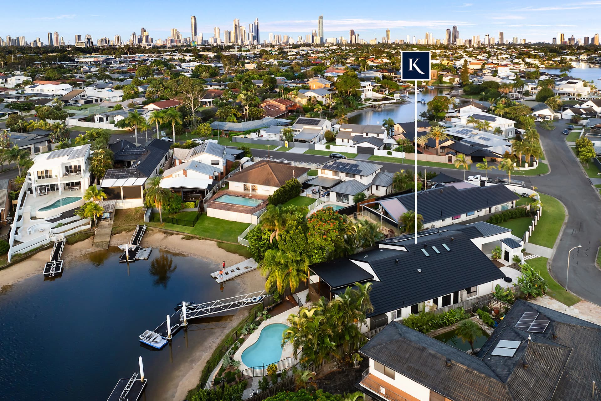 13 Glenbrook Avenue, Benowa Waters, QLD, 4217, Benowa - Thumbnail 2