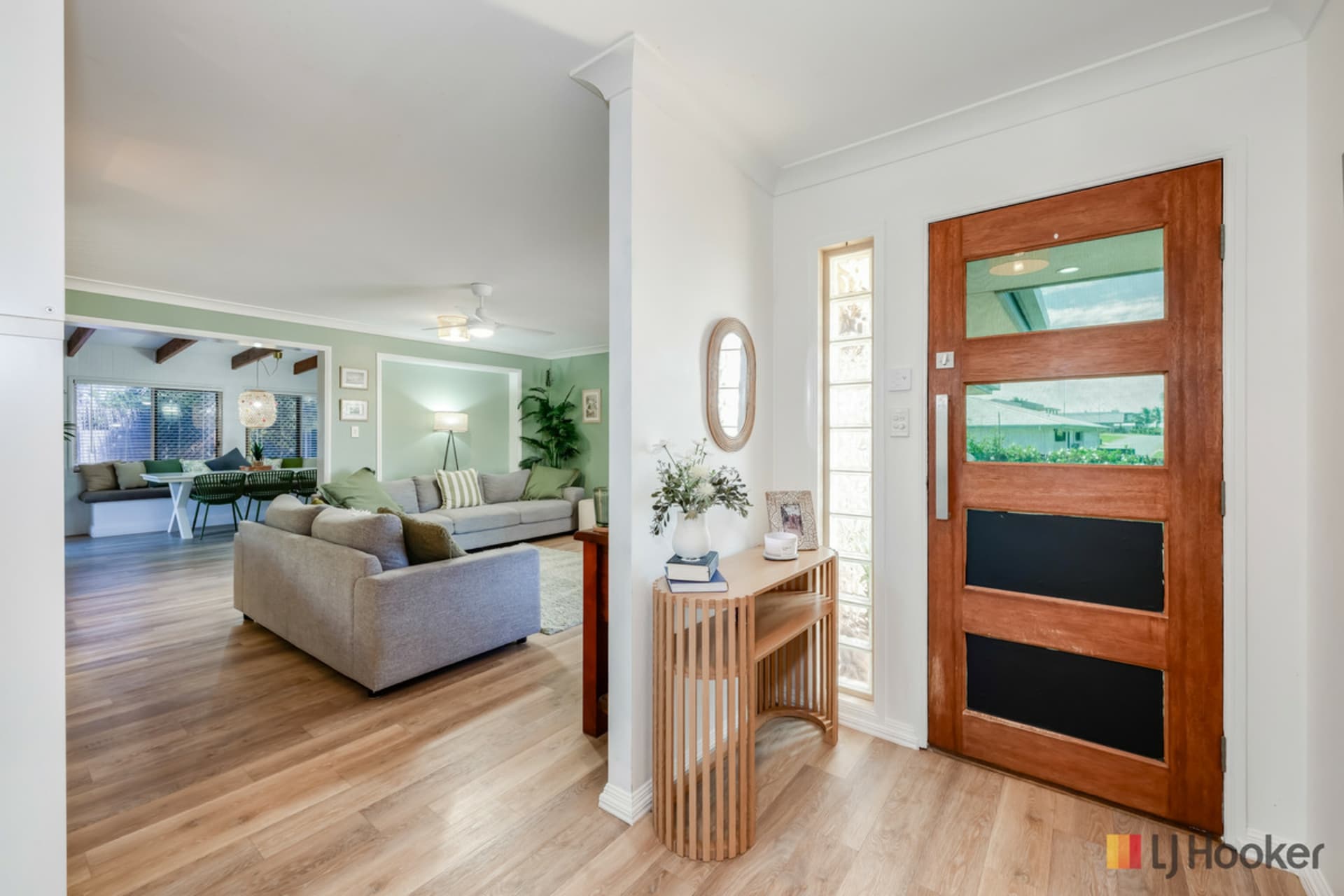 11 Majestic Place, Coral Cove, Coral Cove - Thumbnail 6