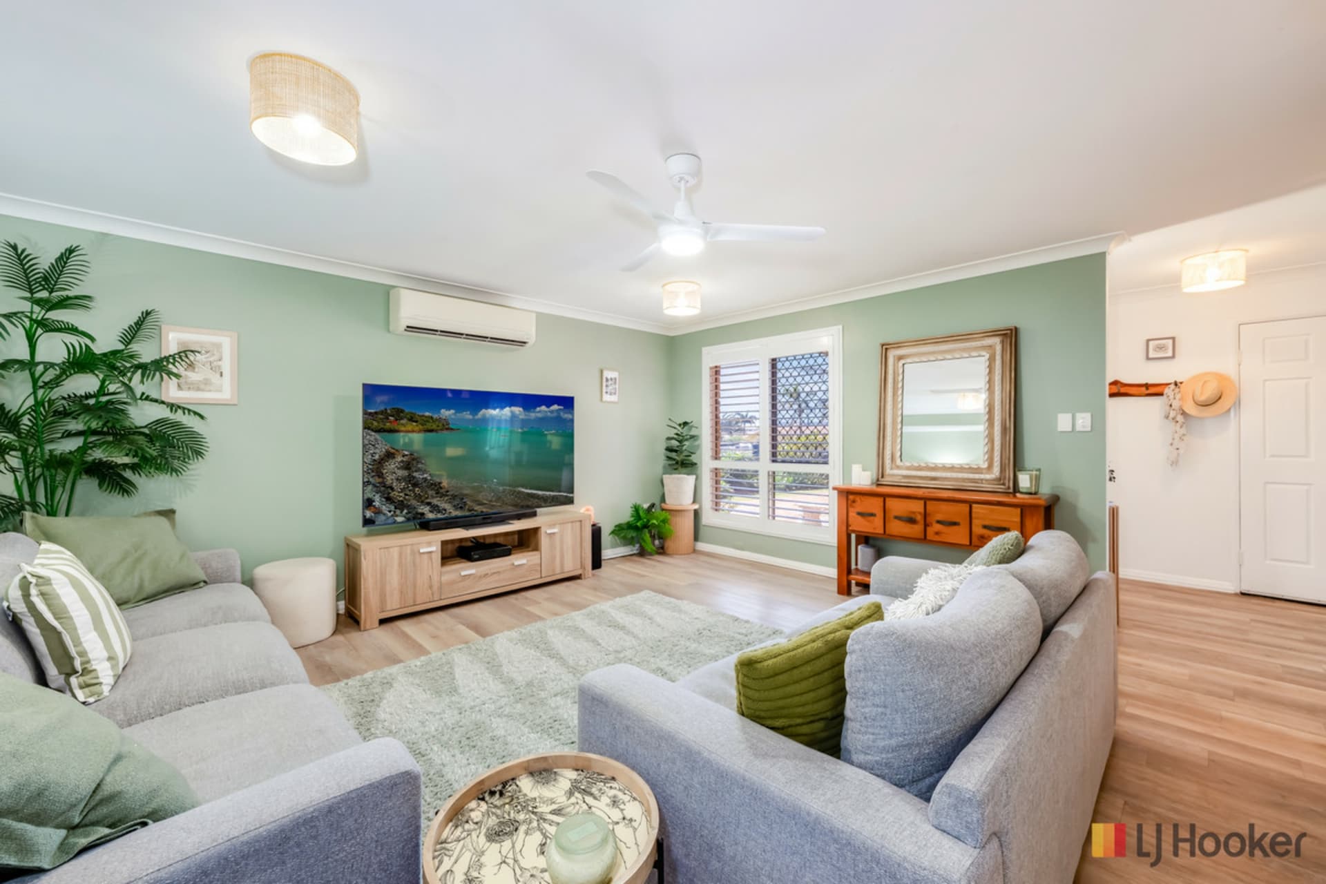 11 Majestic Place, Coral Cove, Coral Cove - Thumbnail 7