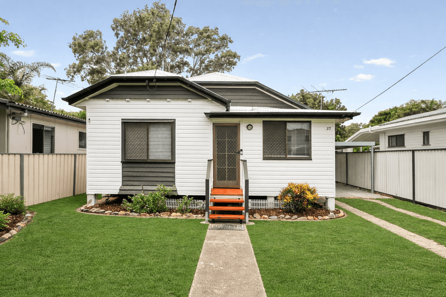 37 Yacht Street, Clontarf QLD 4019, Clontarf - Image 1