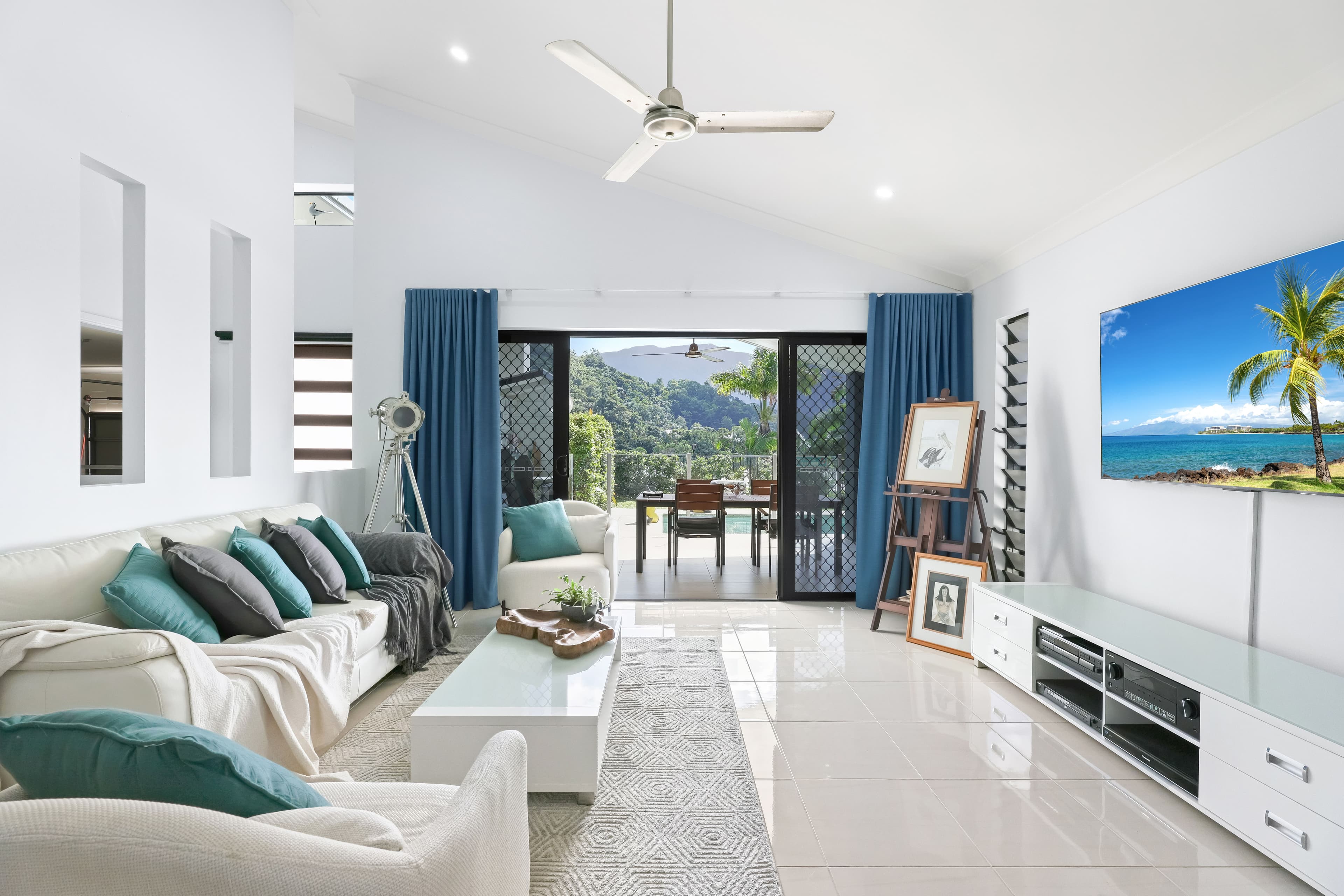12 Greendale Close, Brinsmead - Thumbnail 3