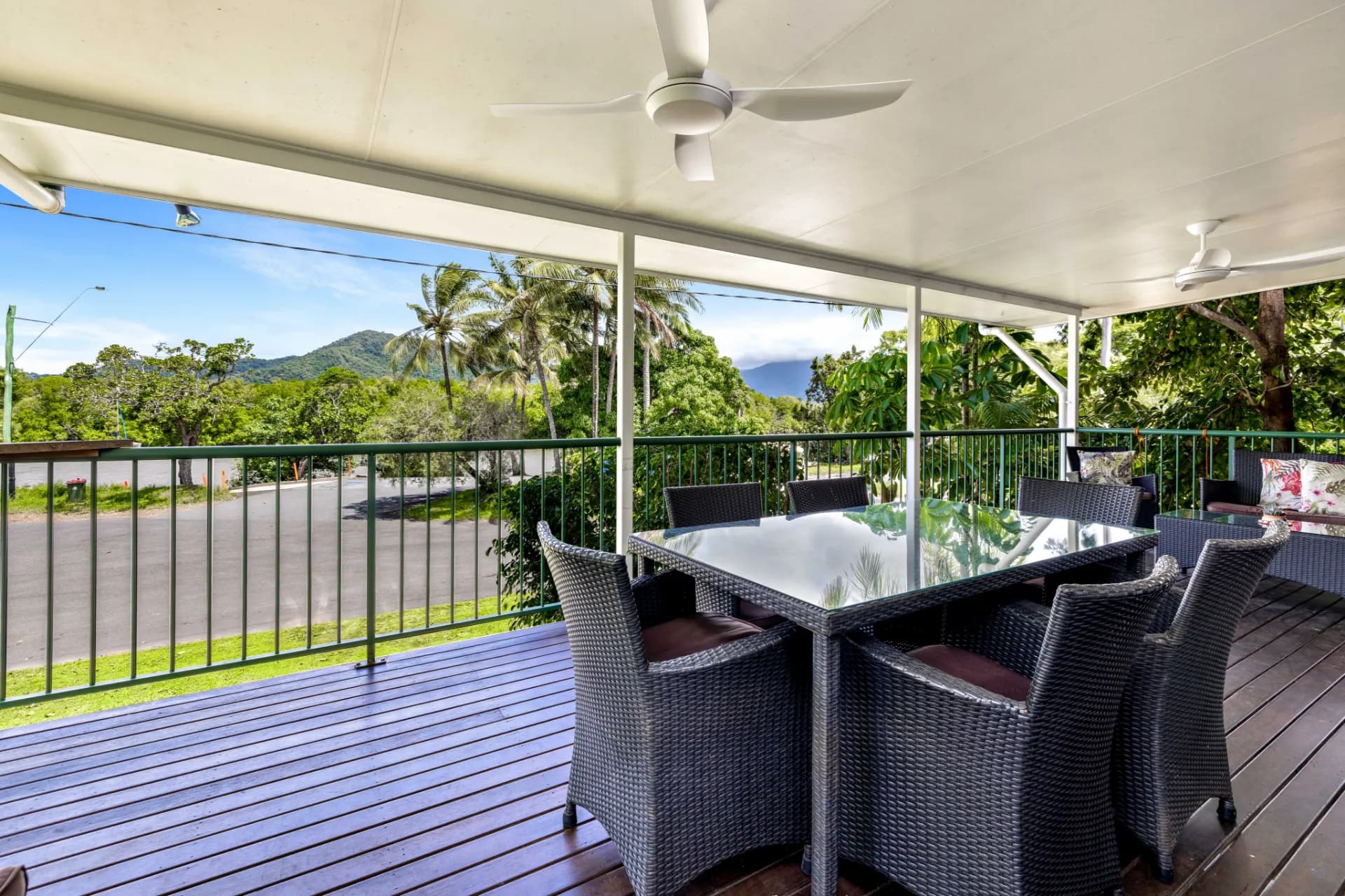 44 Barron River Esplanade, Machans Beach, QLD, Machans Beach - Thumbnail 2