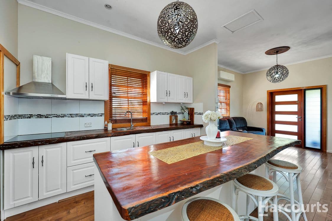 61 Pitt Street, WALKERVALE, QLD 4670, Walkervale - Thumbnail 6