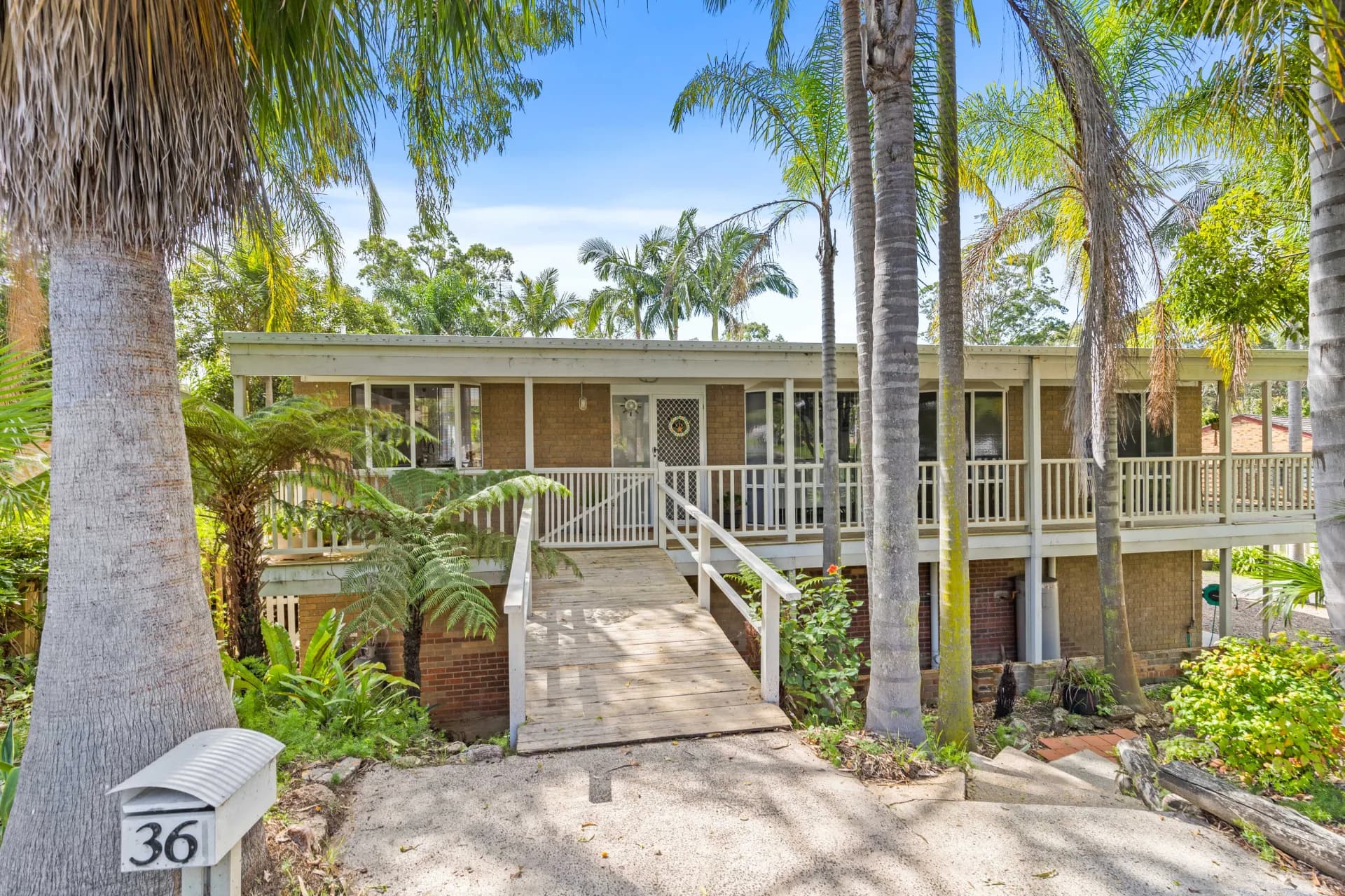 36 Karoola Crescent, Surfside, NSW, Surfside - Thumbnail 5