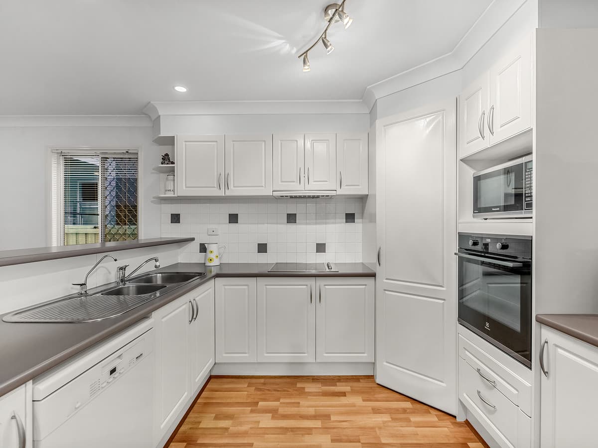 74 Quarry Road, Sherwood QLD 4075, Sherwood - Thumbnail 4