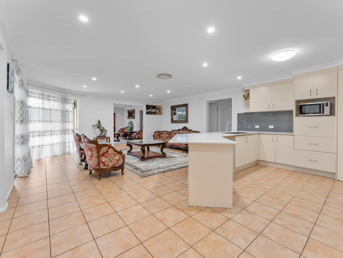 11 Parkhurst Place, Kuraby QLD 4112, Kuraby - Thumbnail 5
