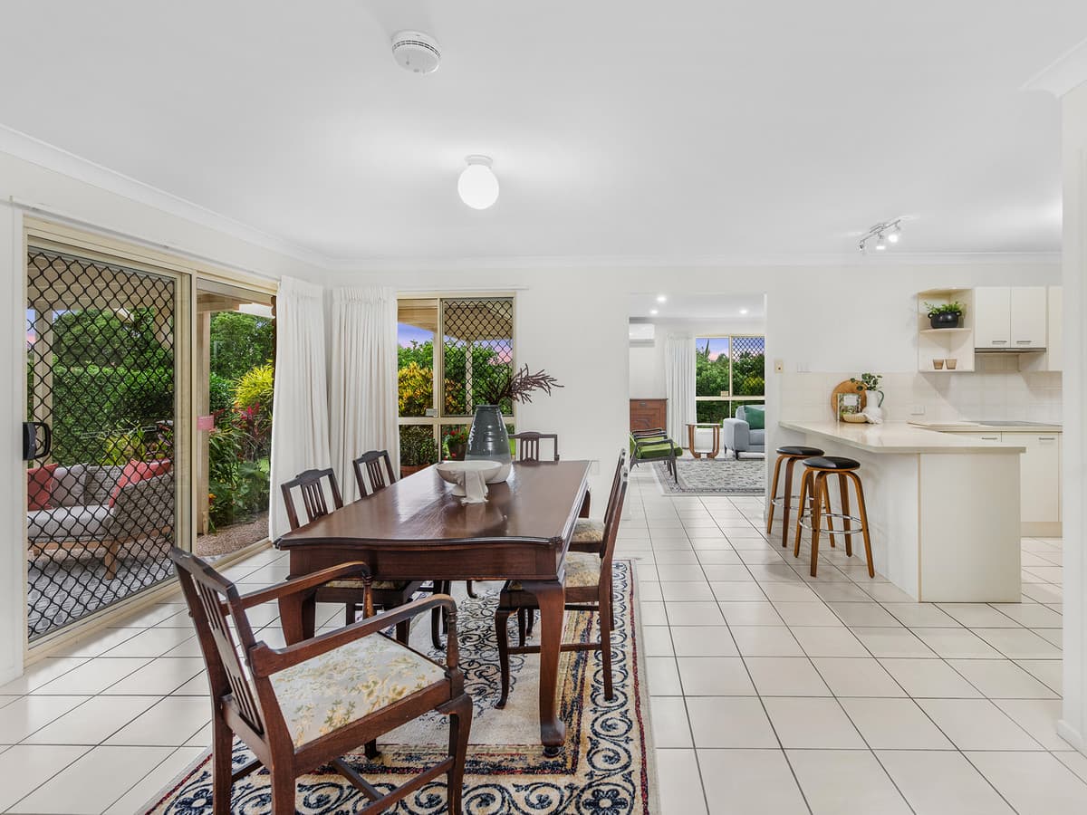 60 Abel Smith Crescent, Mount Ommaney QLD 4074, Mount Ommaney - Thumbnail 6
