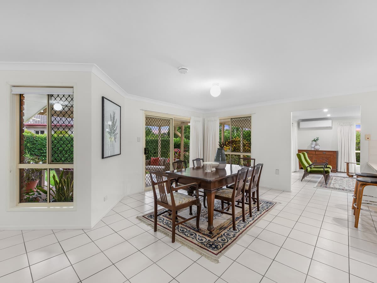 60 Abel Smith Crescent, Mount Ommaney QLD 4074, Mount Ommaney - Thumbnail 7